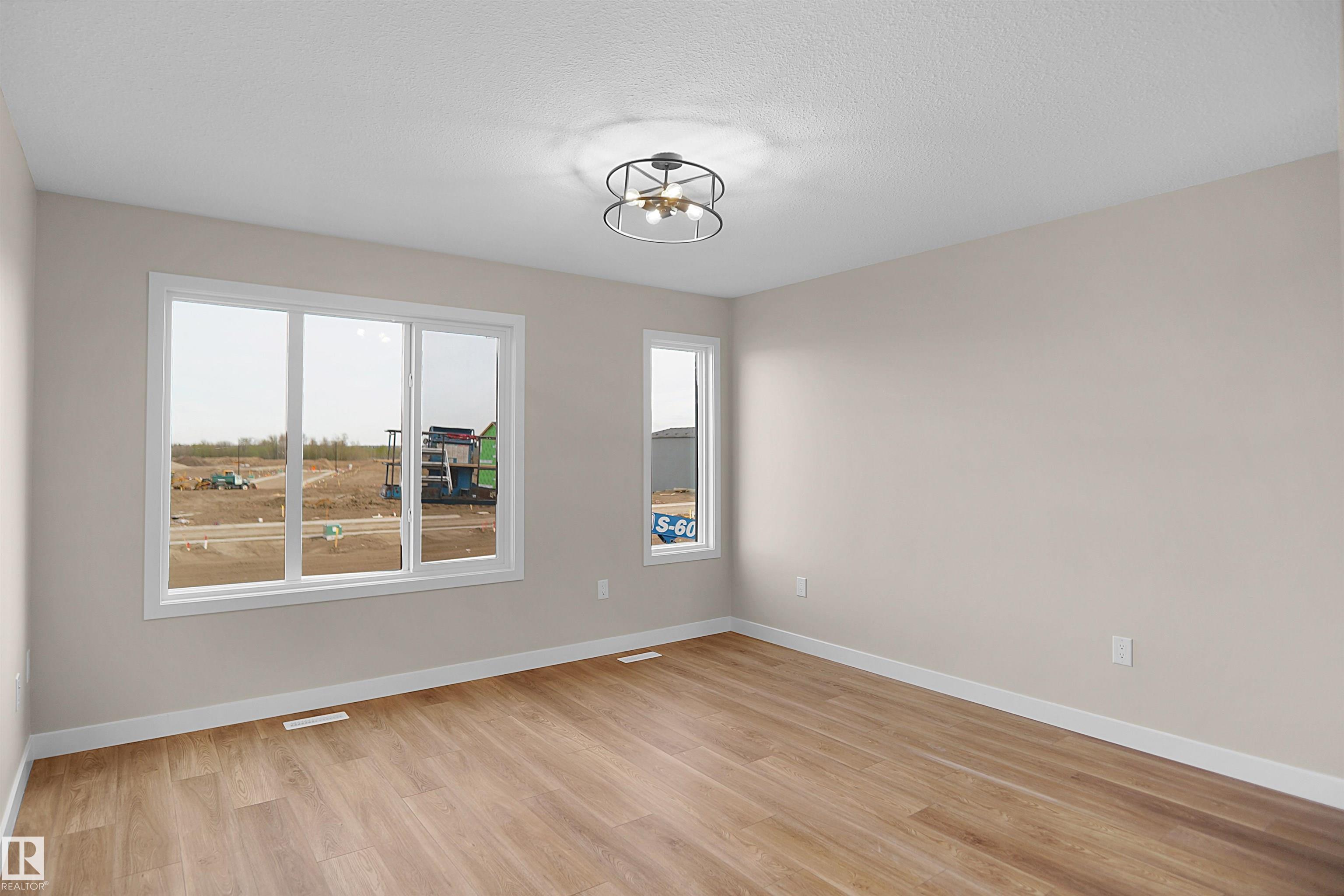 https://zimg.paragon.ice.com/ParagonImages/Property/PM/RAE/225390441/12/0/0/6c6f5caeefca31b1d874aca49be363b3/1/d174d98673d7420a707fb57b969e08fd/225390441-ce30603f-3bd6-4152-99e2-a156167d9e26.JPG