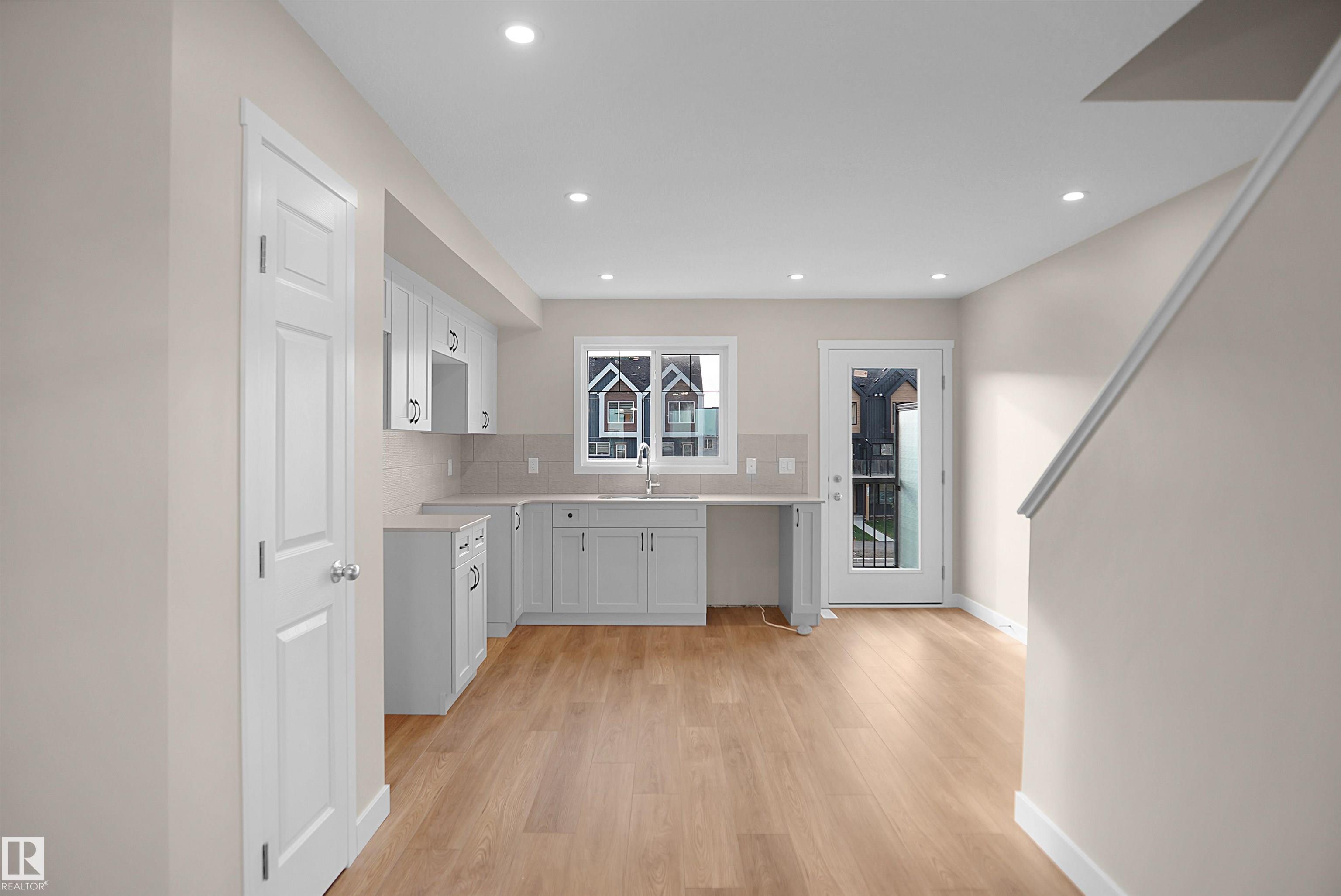 https://zimg.paragon.ice.com/ParagonImages/Property/PM/RAE/225390441/16/0/0/1897bc9aaf9c4fe34f64919d77baaa4b/1/d174d98673d7420a707fb57b969e08fd/225390441-09f2a899-3b9c-4ff6-93cd-91e3eaf55cd5.JPG