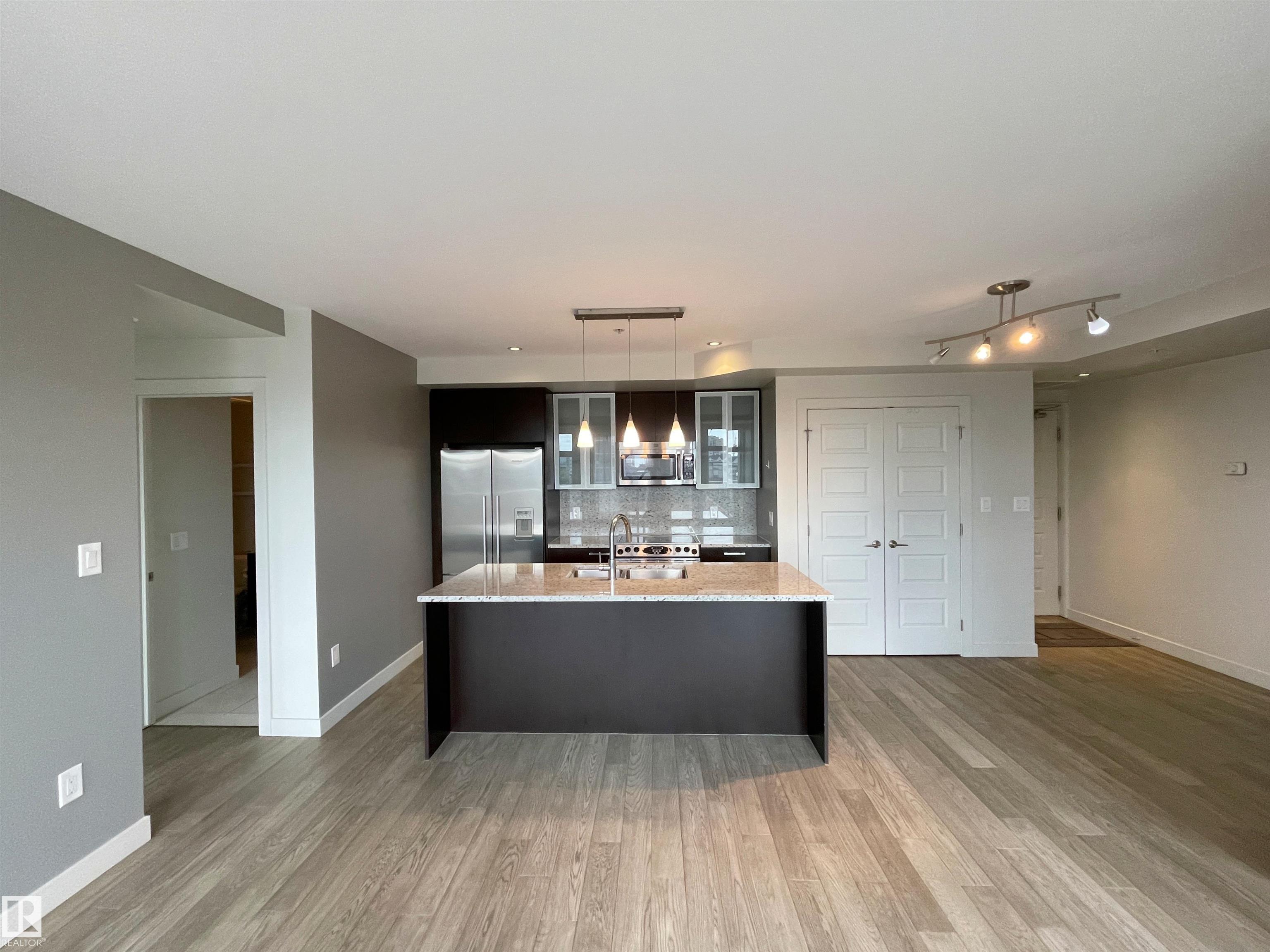 https://zimg.paragon.ice.com/ParagonImages/Property/PM/RAE/225390455/13/0/0/f9f68d47cee94bcdd489e4867bbcad5b/1/14b6d6a578d0672c5c2ae6a8538131ea/225390455-605E9F7A-A733-41B1-A1E7-637E27CA8C2E.JPG