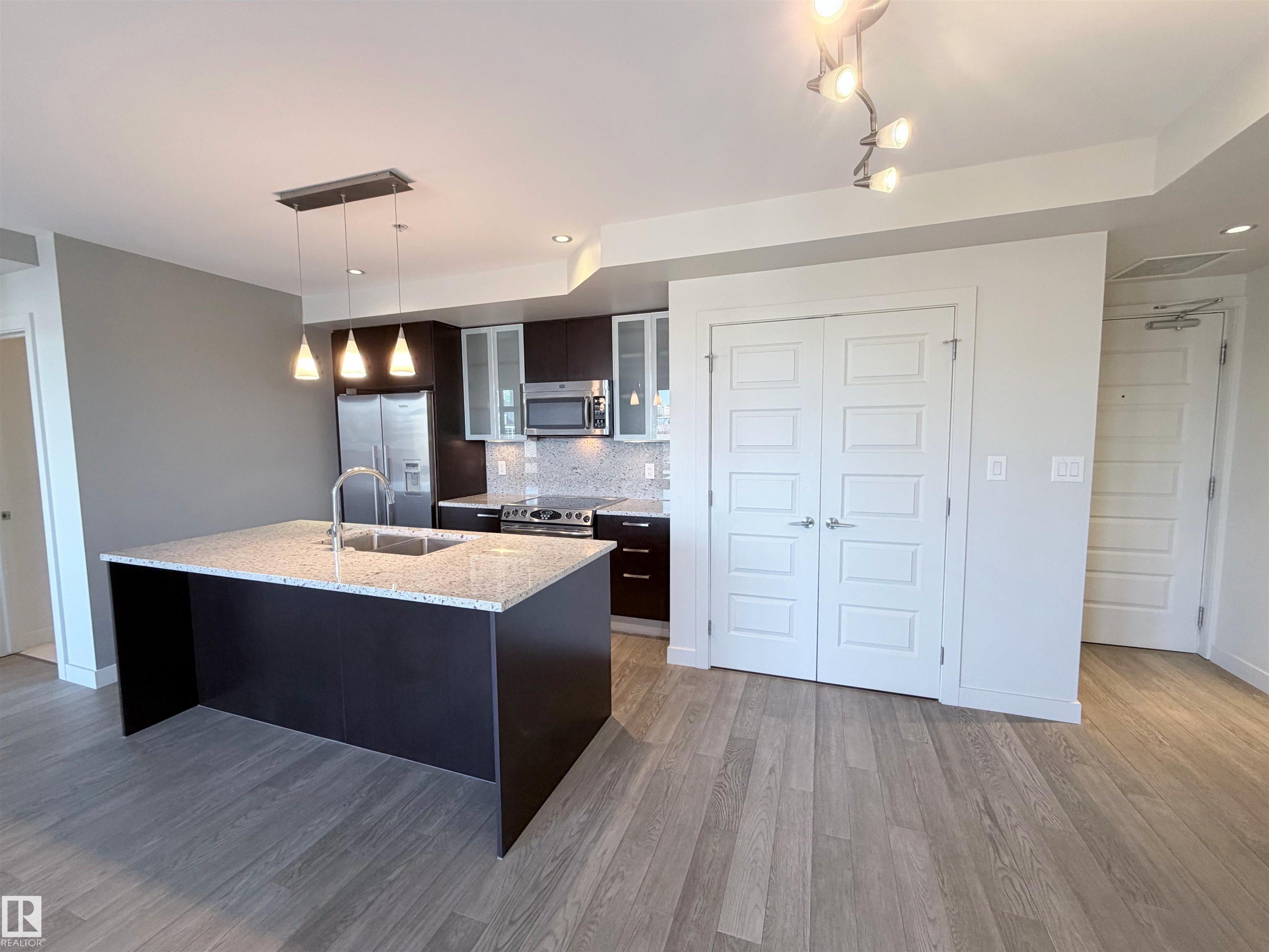 https://zimg.paragon.ice.com/ParagonImages/Property/PM/RAE/225390455/17/0/0/17c61dbc940550b6d035d0c53e1a5add/1/14b6d6a578d0672c5c2ae6a8538131ea/225390455-045e79be-b567-47a9-97fb-6967e8836f76.JPG