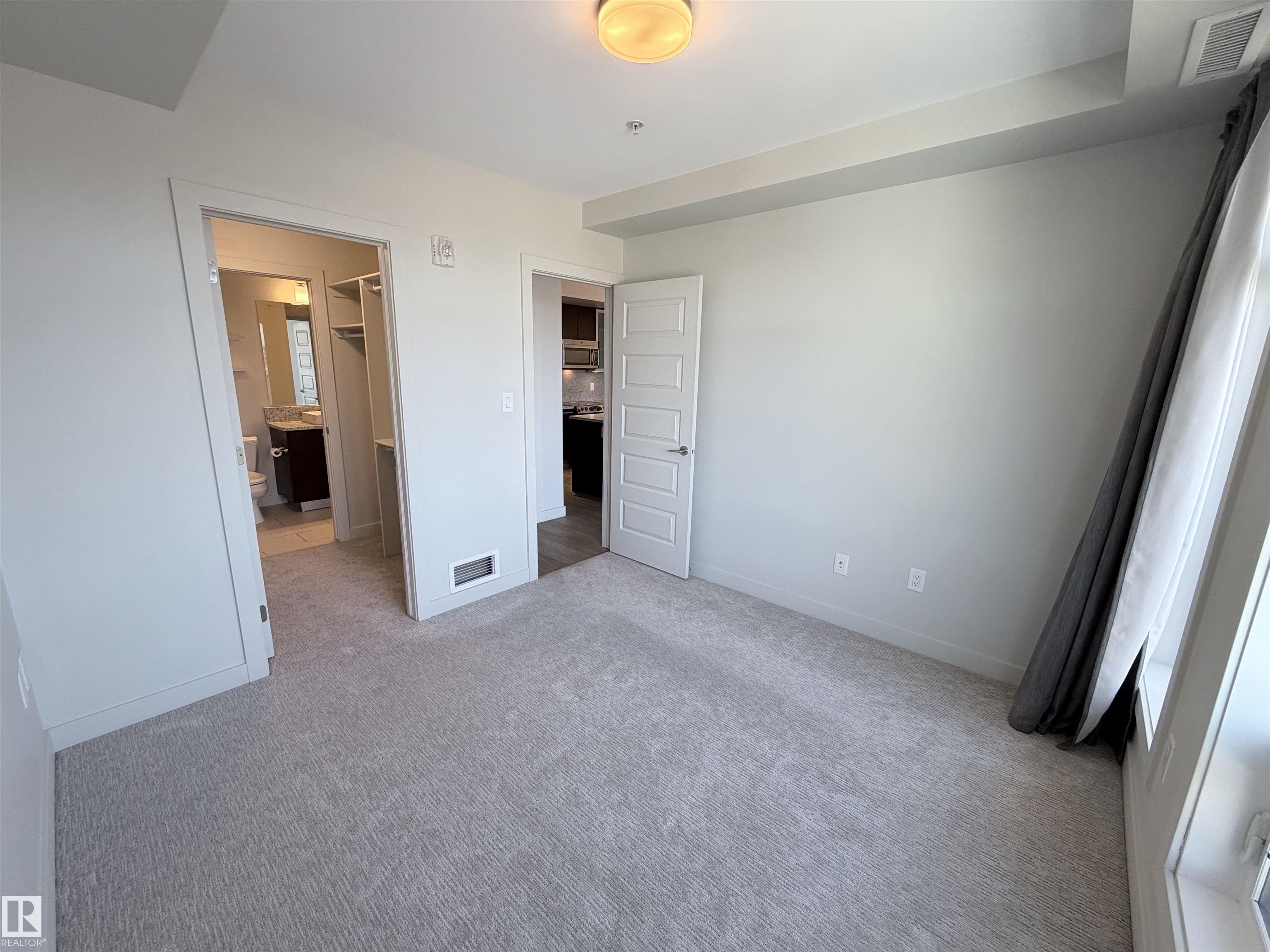 https://zimg.paragon.ice.com/ParagonImages/Property/PM/RAE/225390455/28/0/0/98f16f1ccd938afa37d305a76d69fcaa/1/14b6d6a578d0672c5c2ae6a8538131ea/225390455-006c2c30-a22e-48c2-9f08-c3b159a178da.JPG