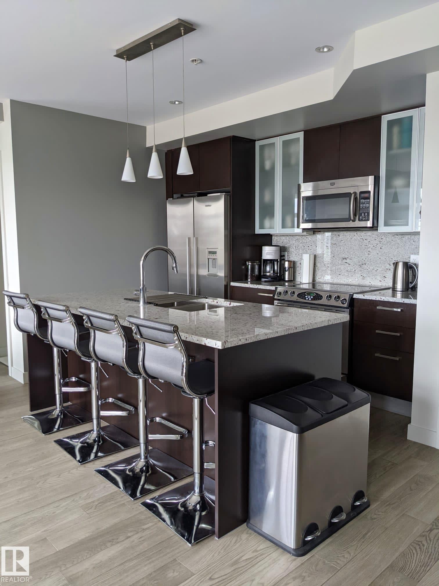 Photo 4 at 501 - 10388 105 Street NW, Downtown, Edmonton