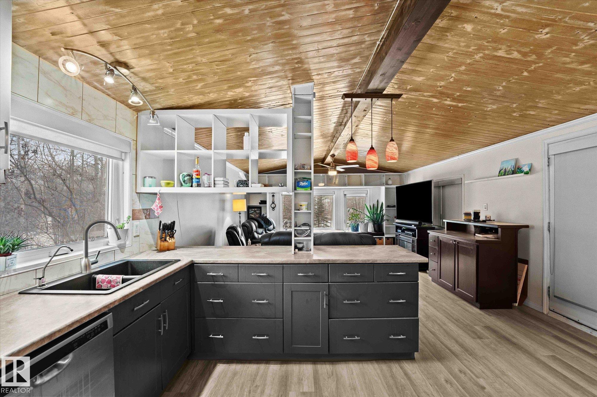 Photo 14 at 61 - 54228 Rge Road 12, Eagle Ridge, Rural Lac Ste. Anne County