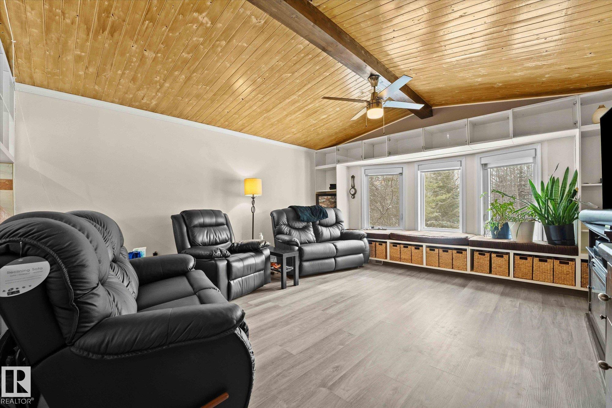 Photo 6 at 61 - 54228 Rge Road 12, Eagle Ridge, Rural Lac Ste. Anne County