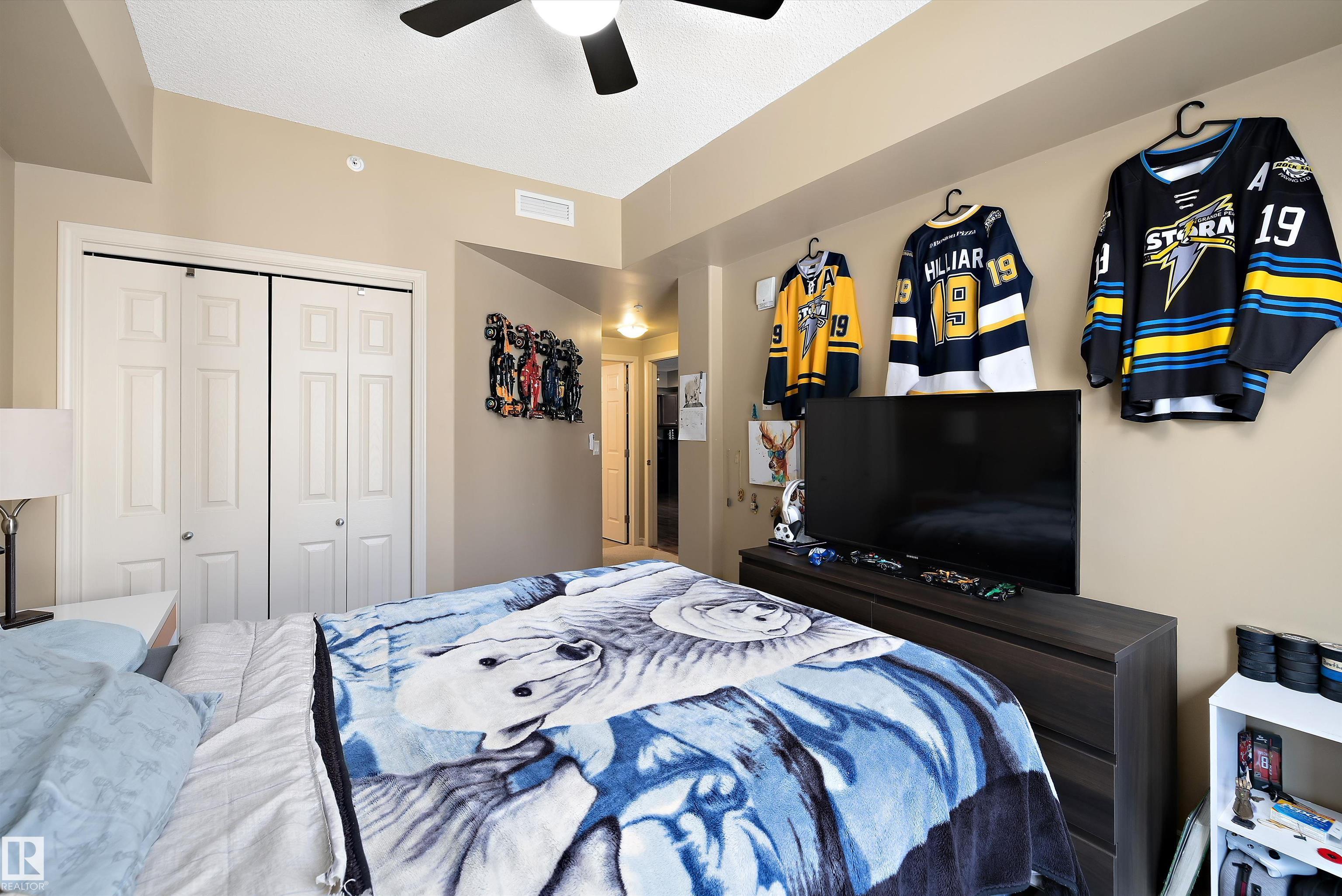 https://zimg.paragon.ice.com/ParagonImages/Property/PM/RAE/225390477/17/0/0/172962d26b5355c2577e55b7ed71fbfb/1/f8d37b1c1f2a2f8842d75d6eff30e89c/225390477-974458dc-8fee-4498-bd5b-2d57ab7cc125.JPG