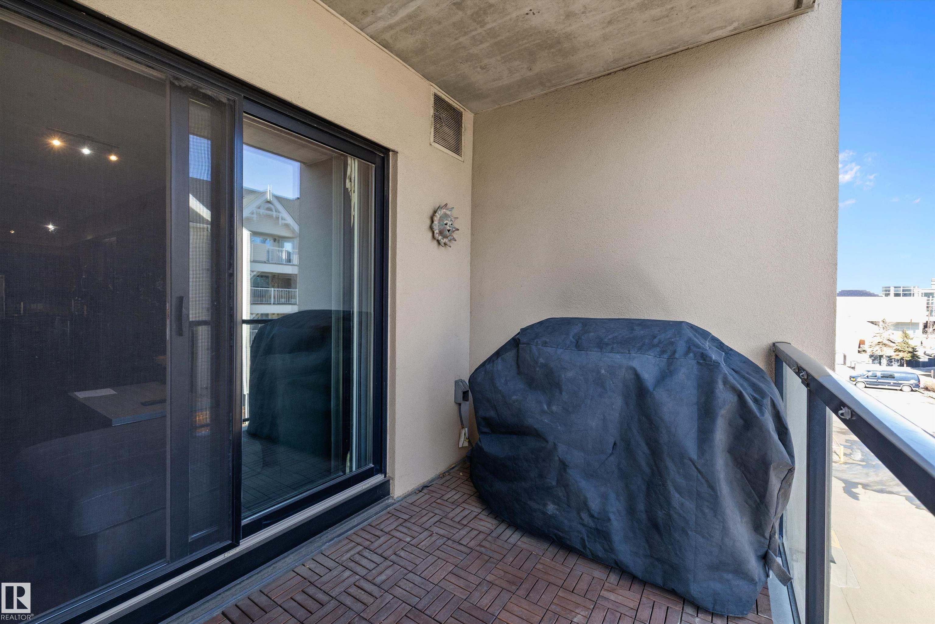 https://zimg.paragon.ice.com/ParagonImages/Property/PM/RAE/225390477/22/0/0/c63169179cd4ec594e1f4452c4922797/1/f8d37b1c1f2a2f8842d75d6eff30e89c/225390477-9c0d3544-18ae-4a3f-b4dd-e5989db7d31b.JPG