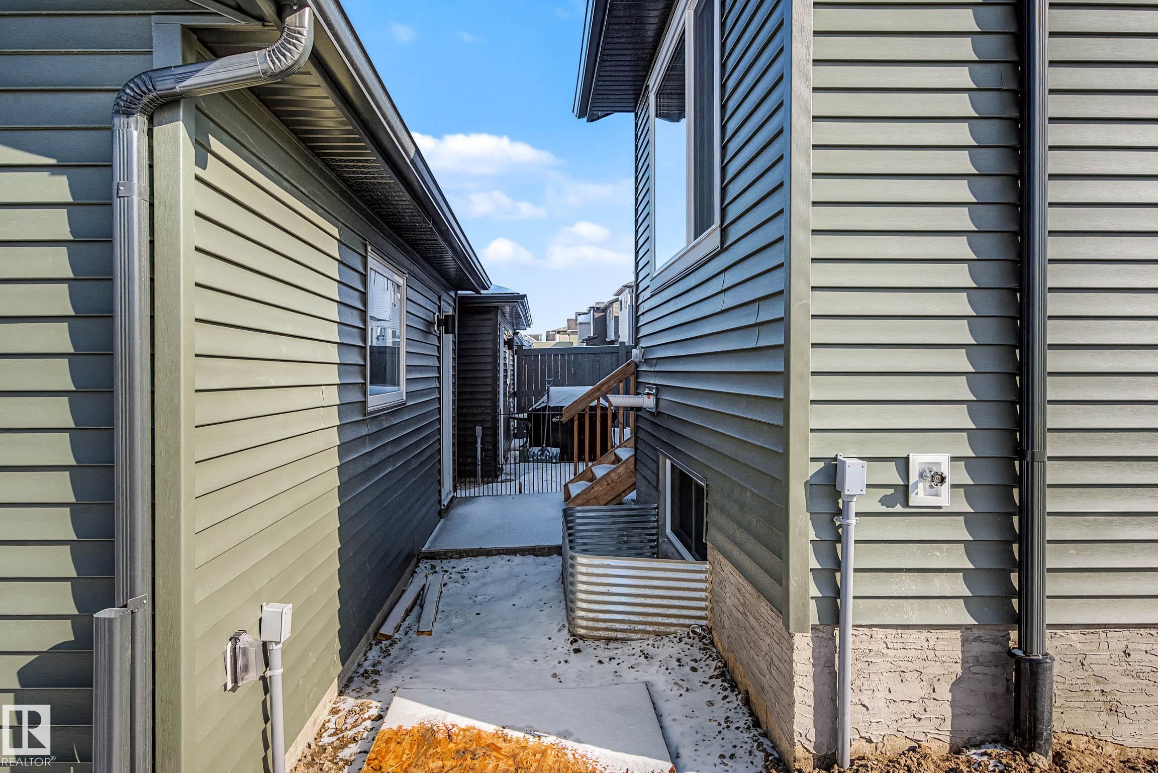 Photo 41 at 7126 51 Avenue, Elan, Beaumont