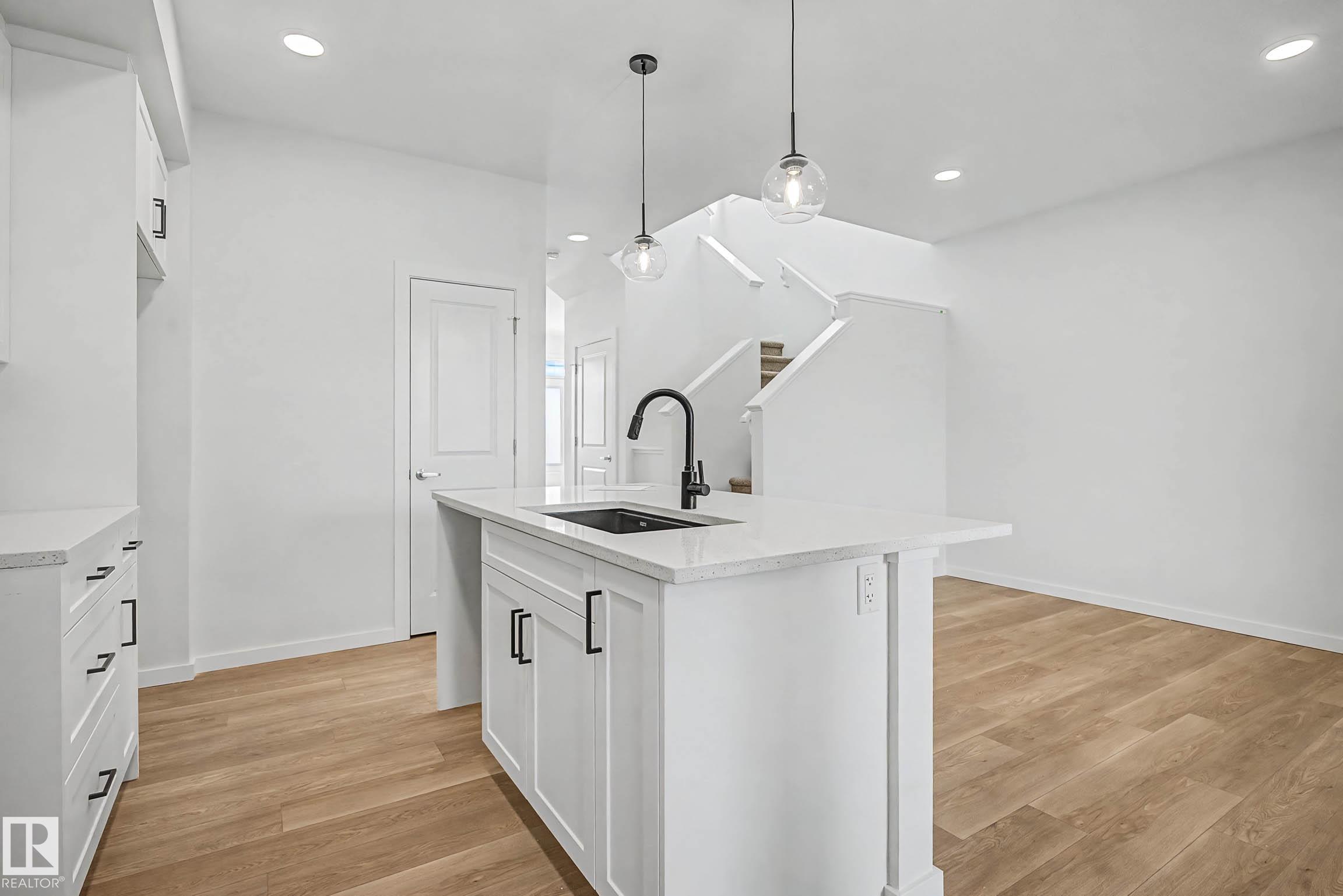 Photo 6 at 7126 51 Avenue, Elan, Beaumont