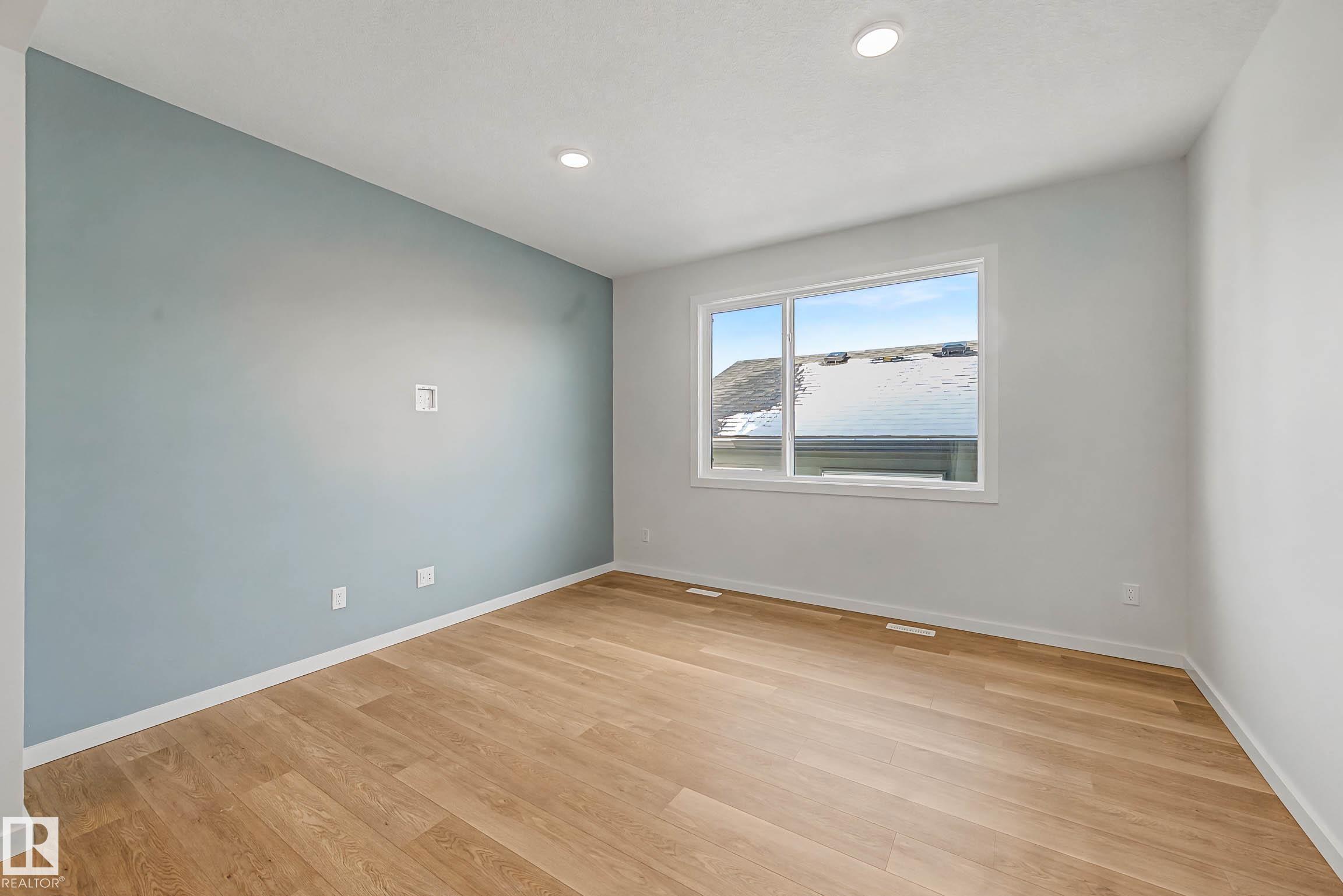 Photo 10 at 7126 51 Avenue, Elan, Beaumont