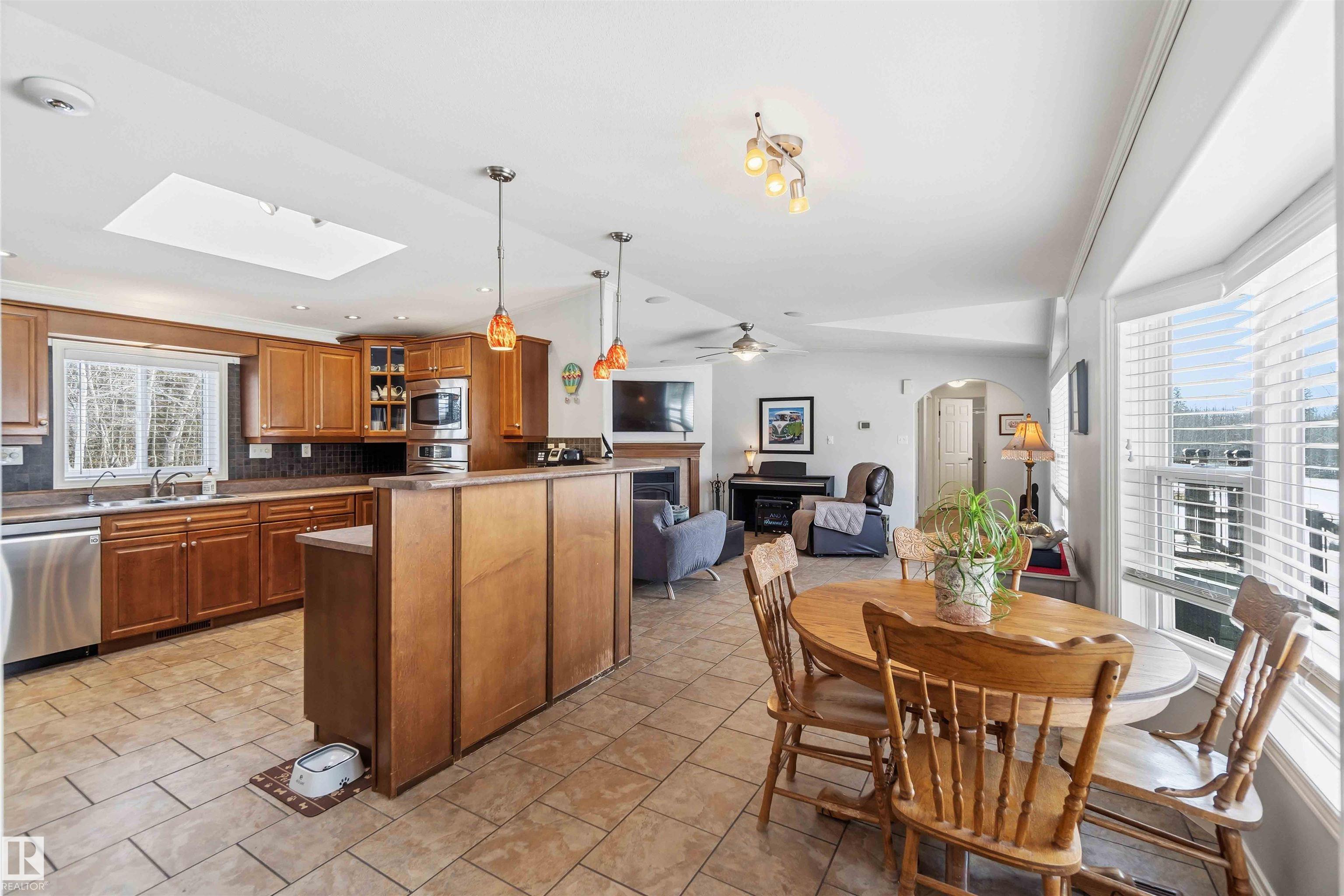 Photo 19 at 52306 Rge Road 22, None, Rural Parkland County