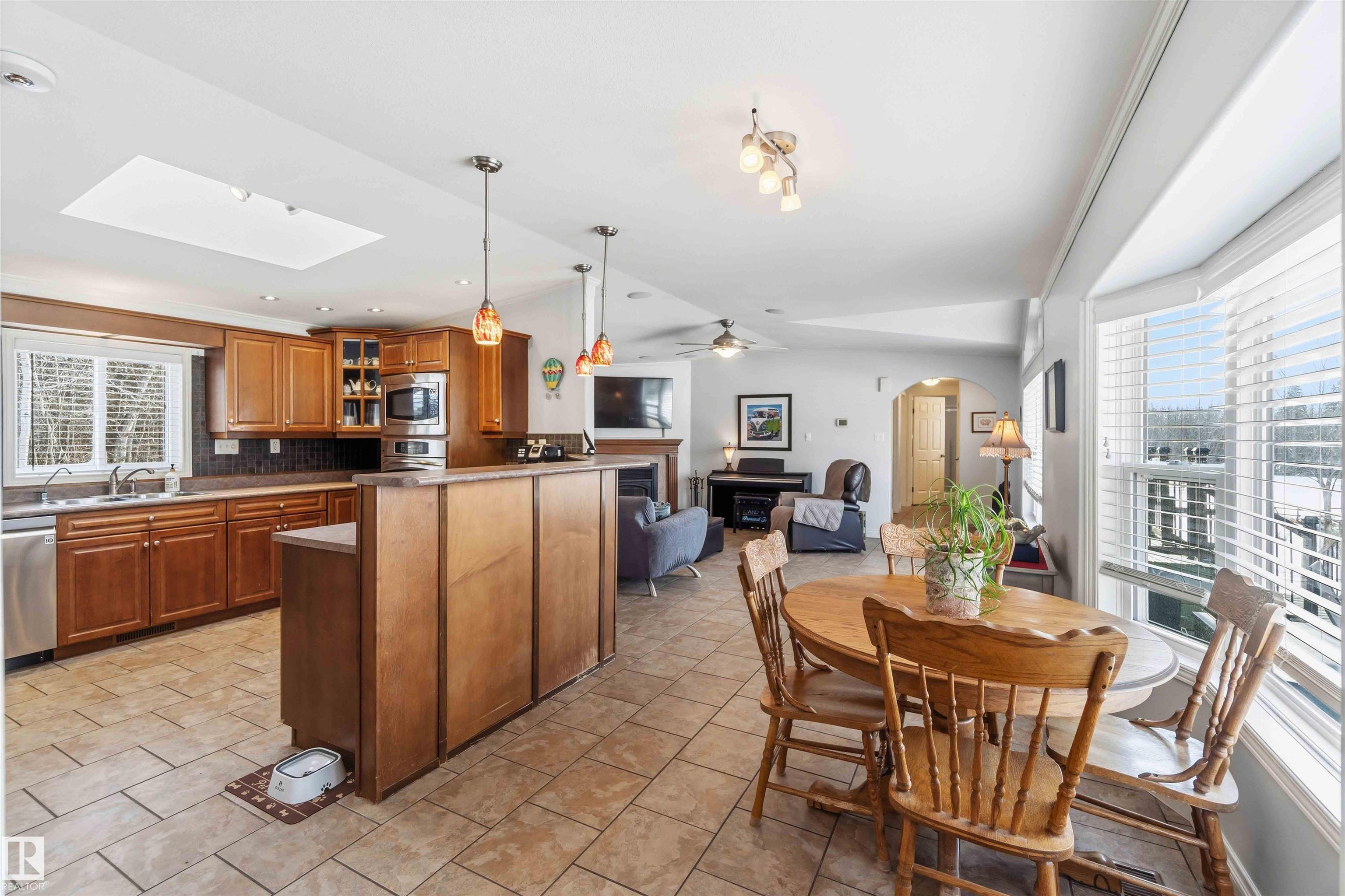 Photo 21 at 52306 Rge Road 22, None, Rural Parkland County