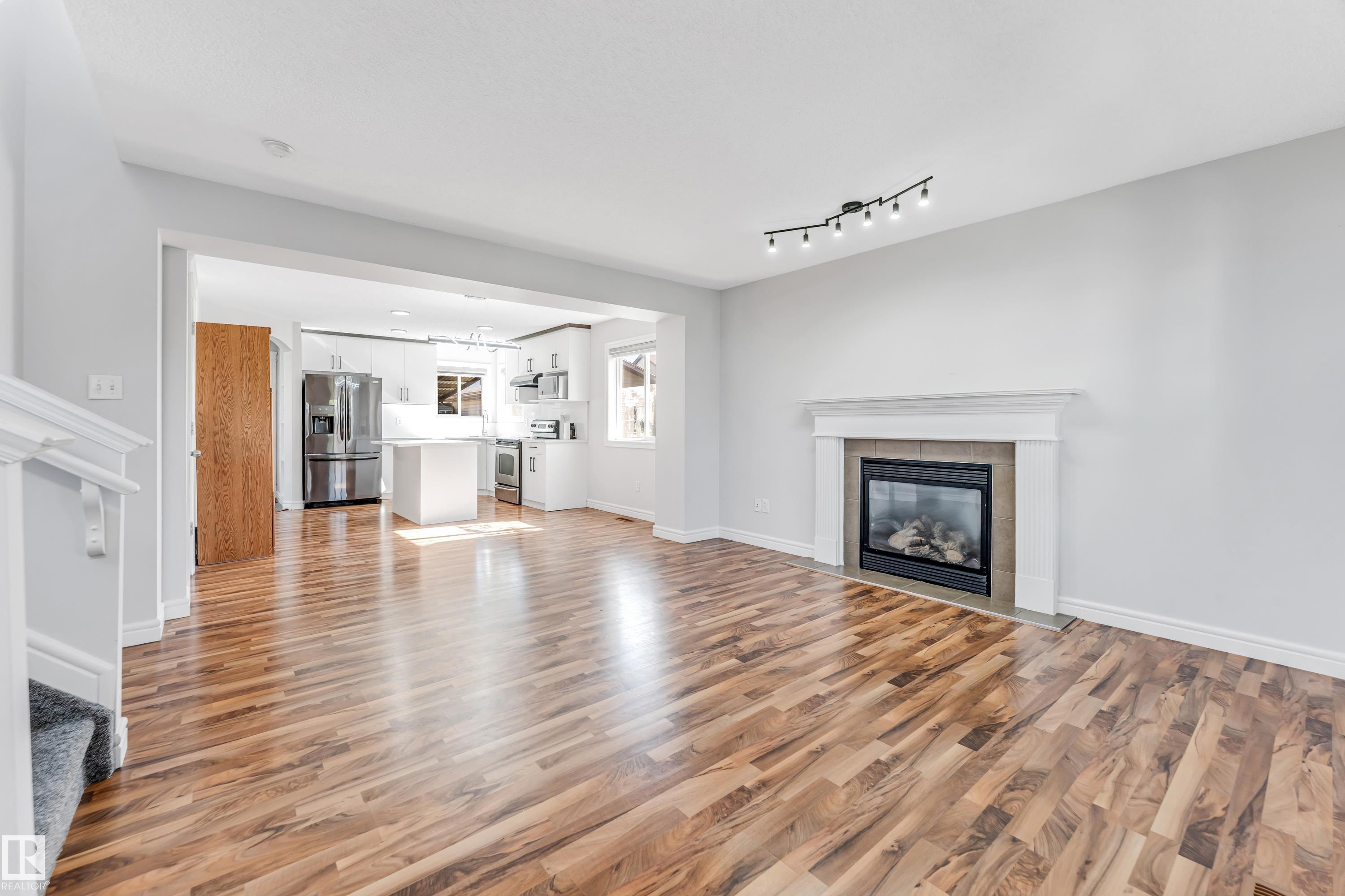 Photo 5 at 1921 119a Street SW, Rutherford, Edmonton