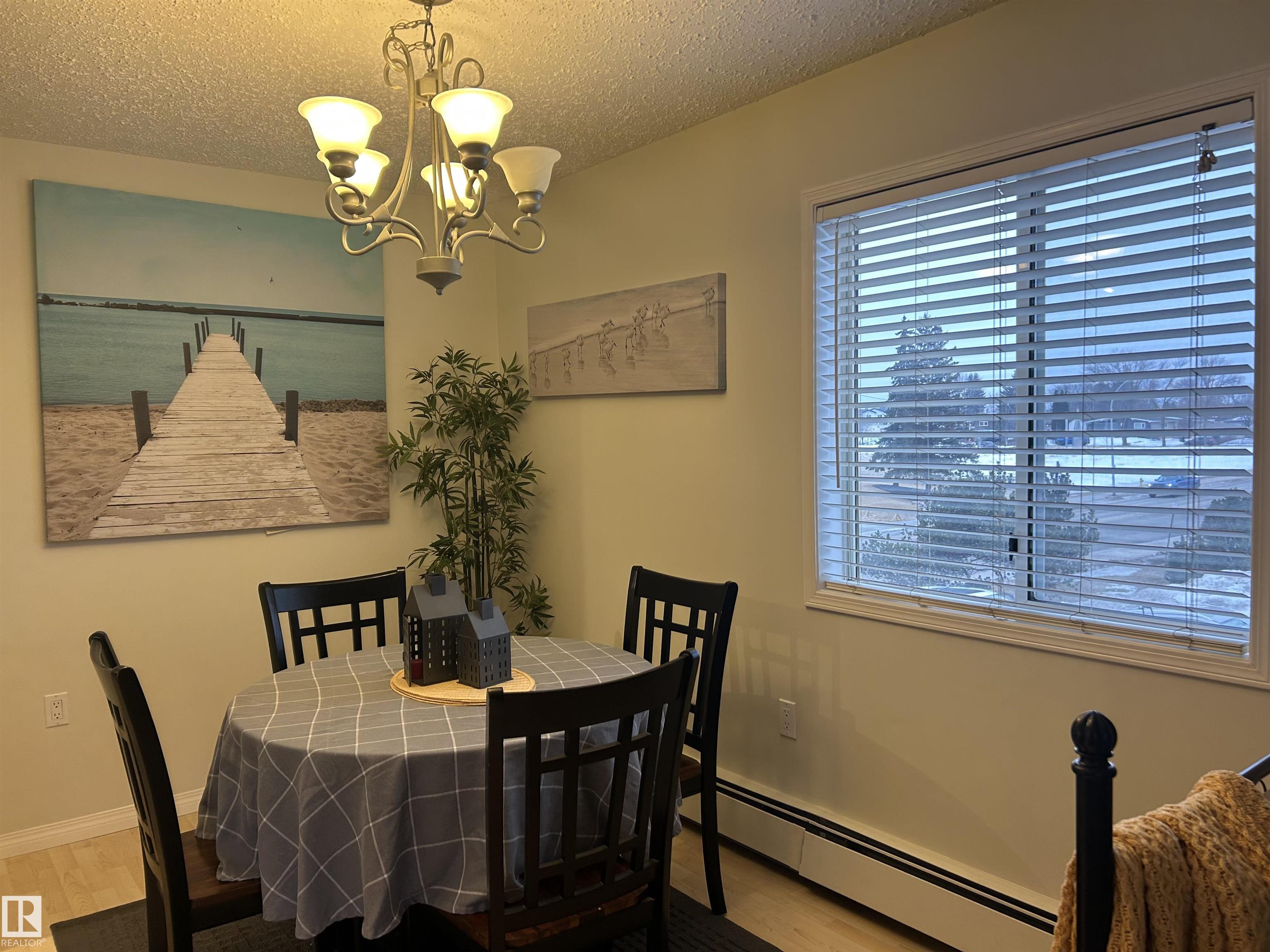 Photo 5 at 203 - 6310 101 Avenue NW, Terrace Heights, Edmonton