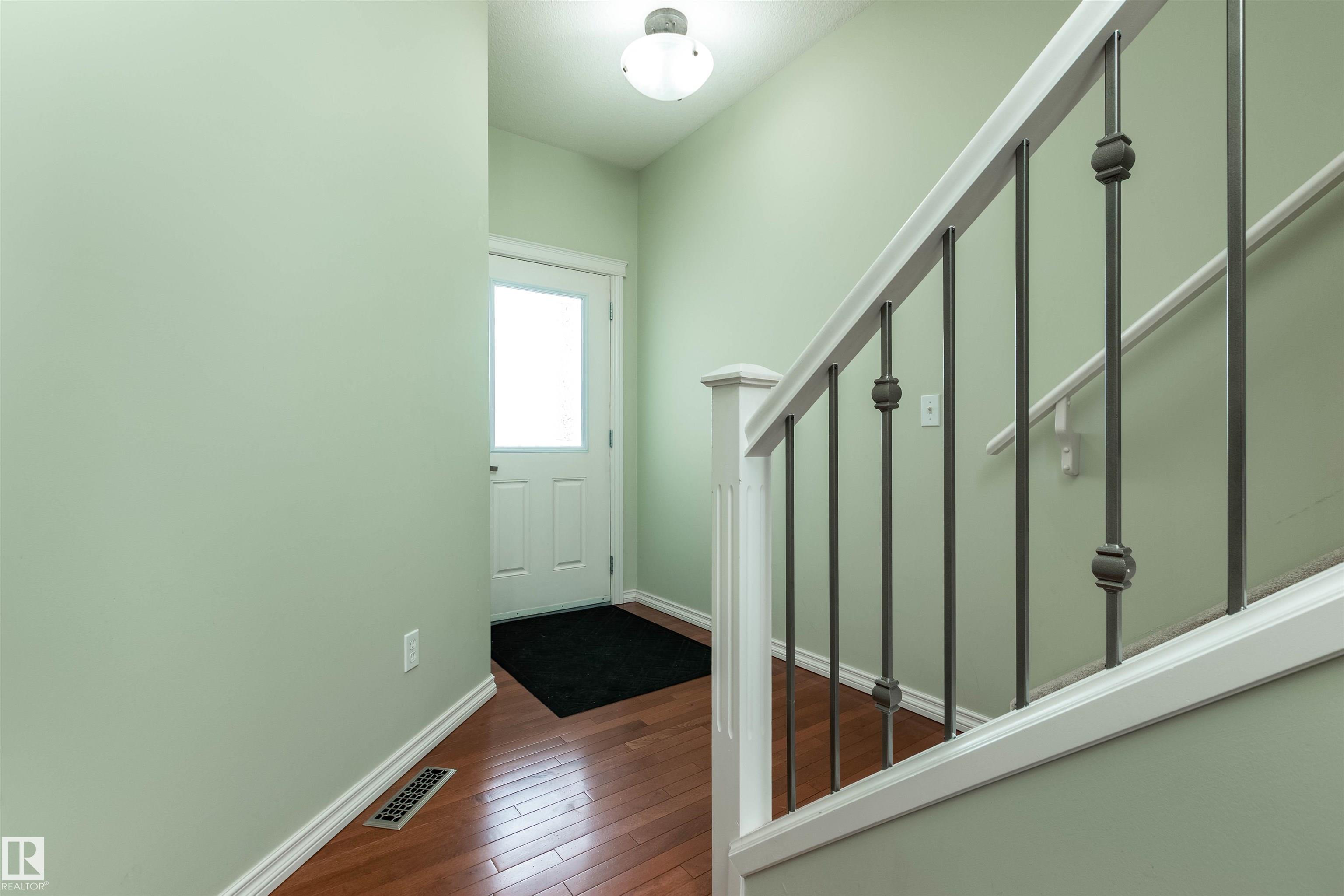 Picture for 11548 11 AV SW