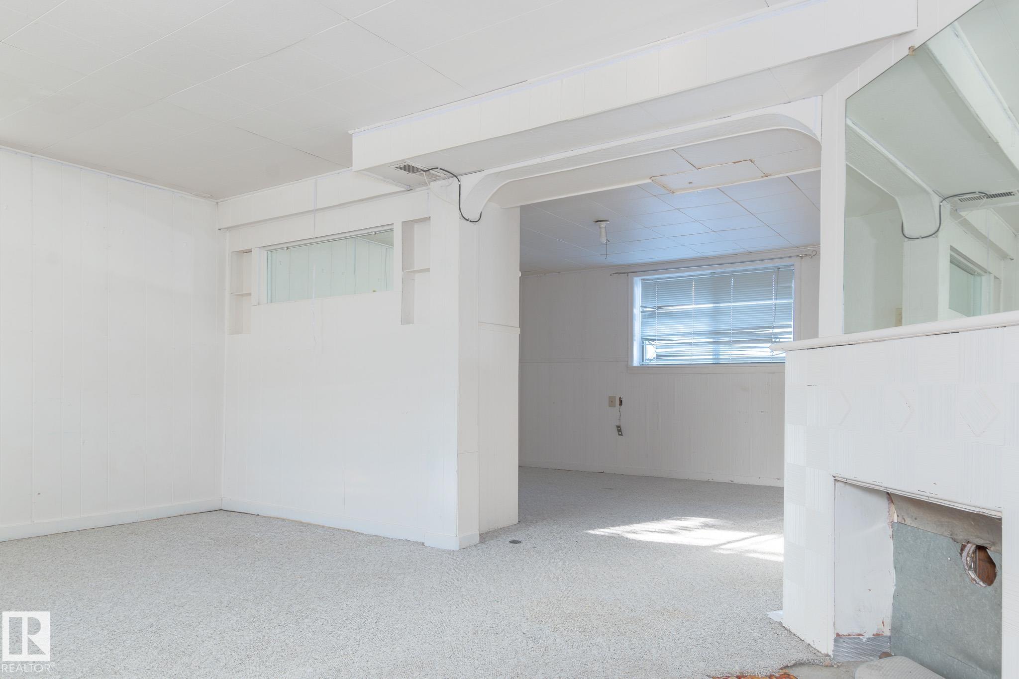 Photo 21 at 11234 71 Avenue NW, Parkallen, Edmonton