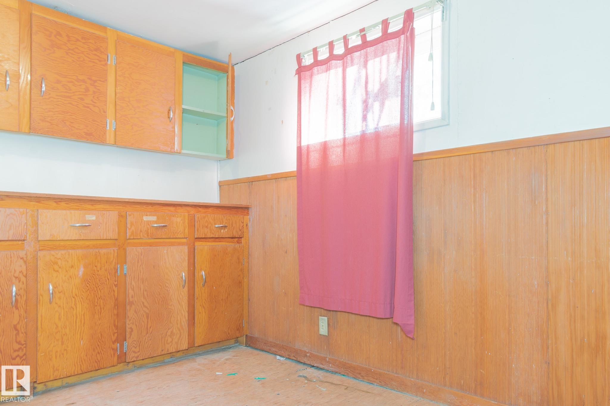 Photo 22 at 11234 71 Avenue NW, Parkallen, Edmonton