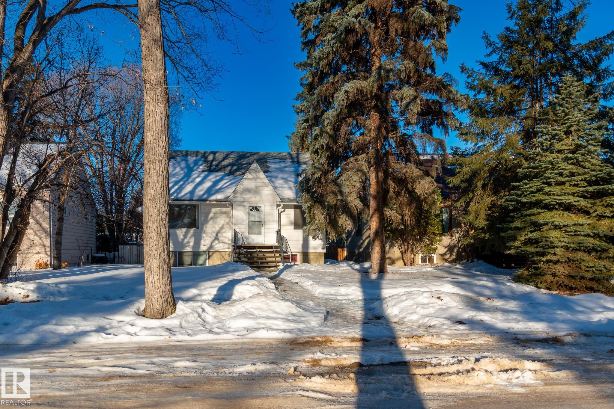 Photo 31 at 11234 71 Avenue NW, Parkallen, Edmonton