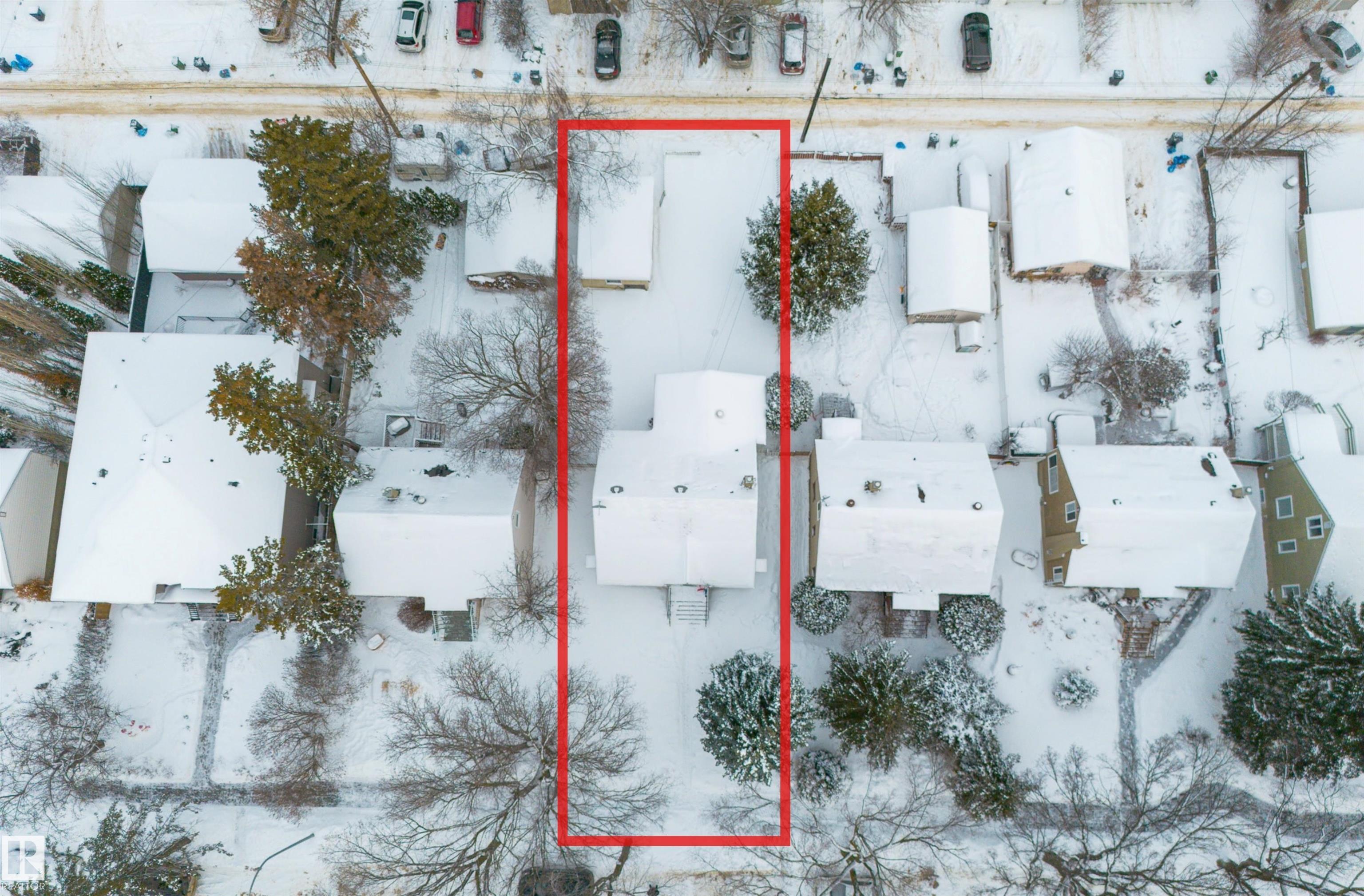 Photo 32 at 11234 71 Avenue NW, Parkallen, Edmonton