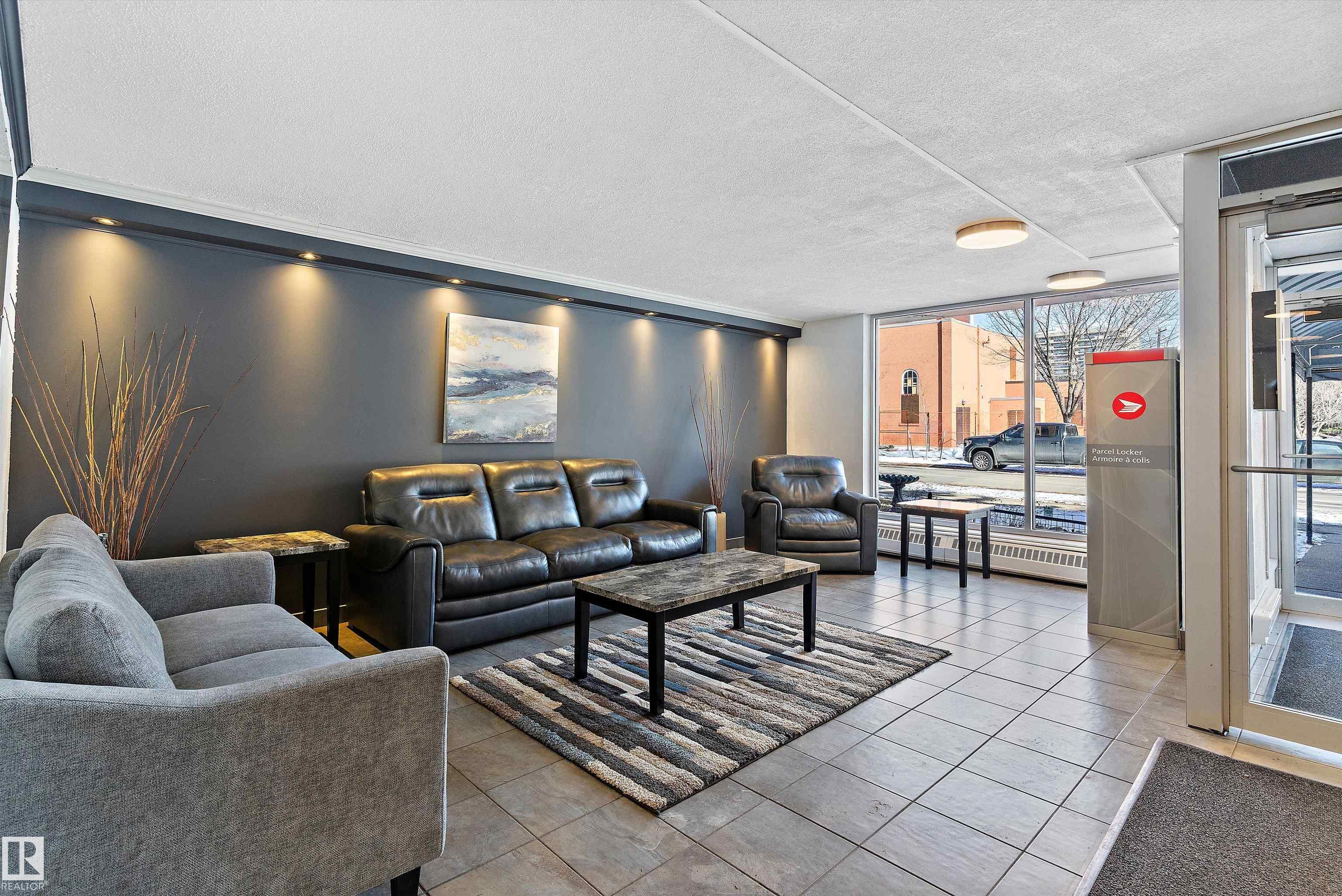 Photo 32 at 804 - 9816 112 Street NW, Wîhkwêntôwin, Edmonton