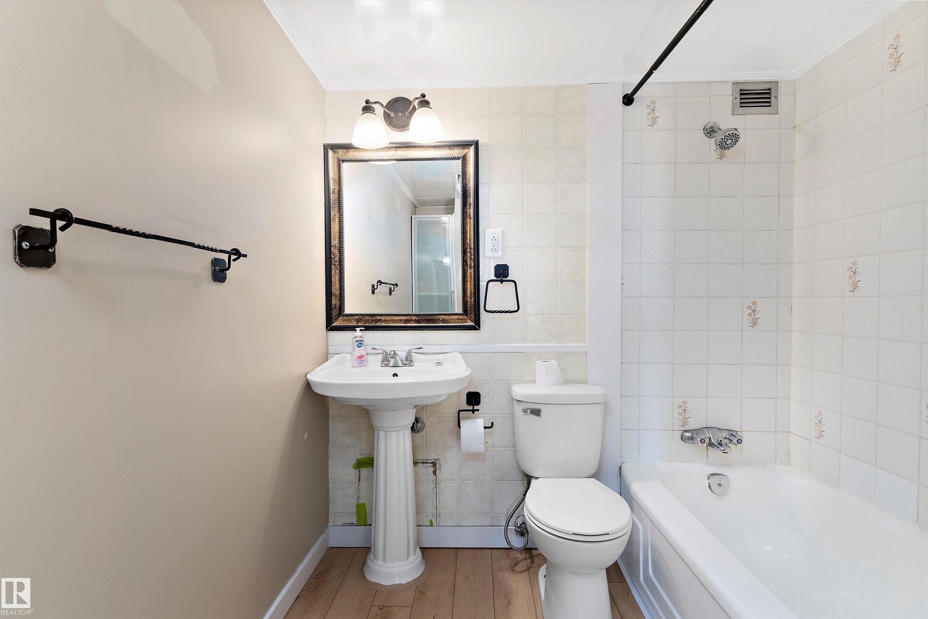 Photo 7 at 804 - 9816 112 Street NW, Wîhkwêntôwin, Edmonton