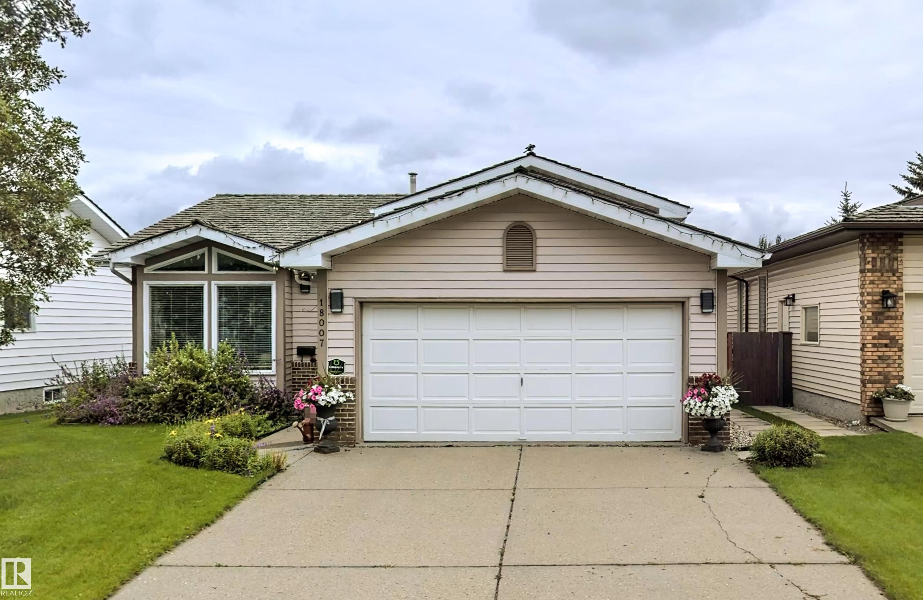 18007 57 Avenue NW, Dechene, Edmonton