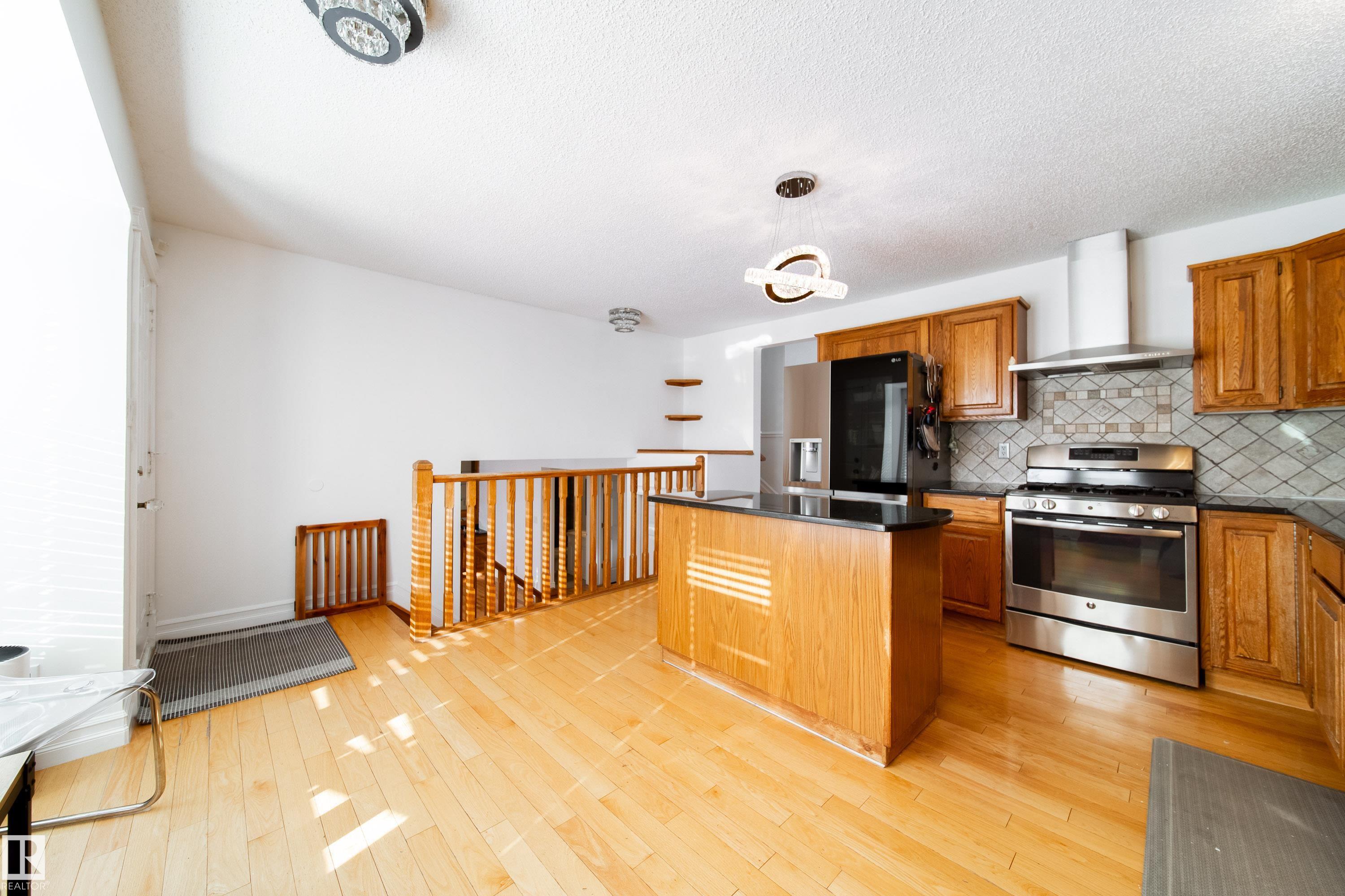 Photo 13 at 18007 57 Avenue NW, Dechene, Edmonton