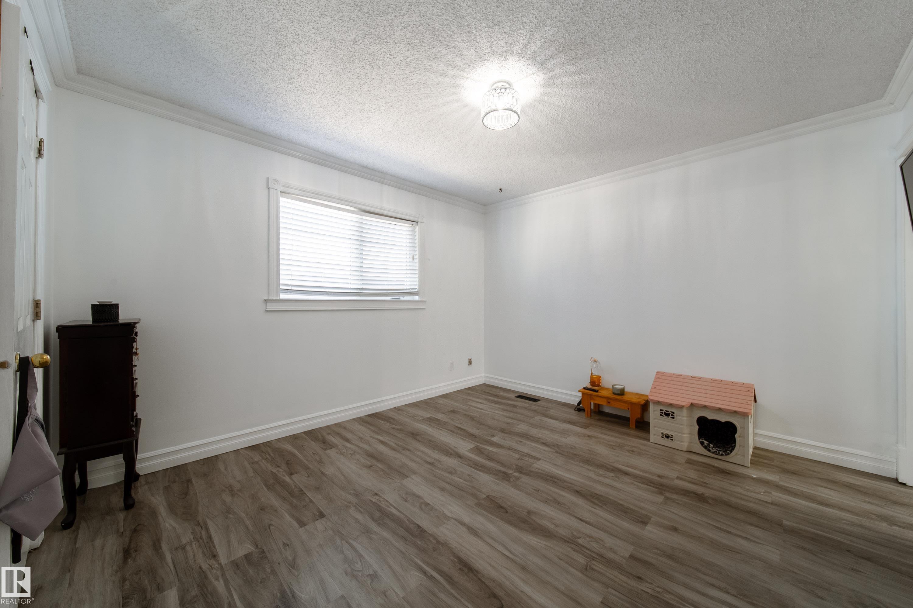 Photo 25 at 18007 57 Avenue NW, Dechene, Edmonton