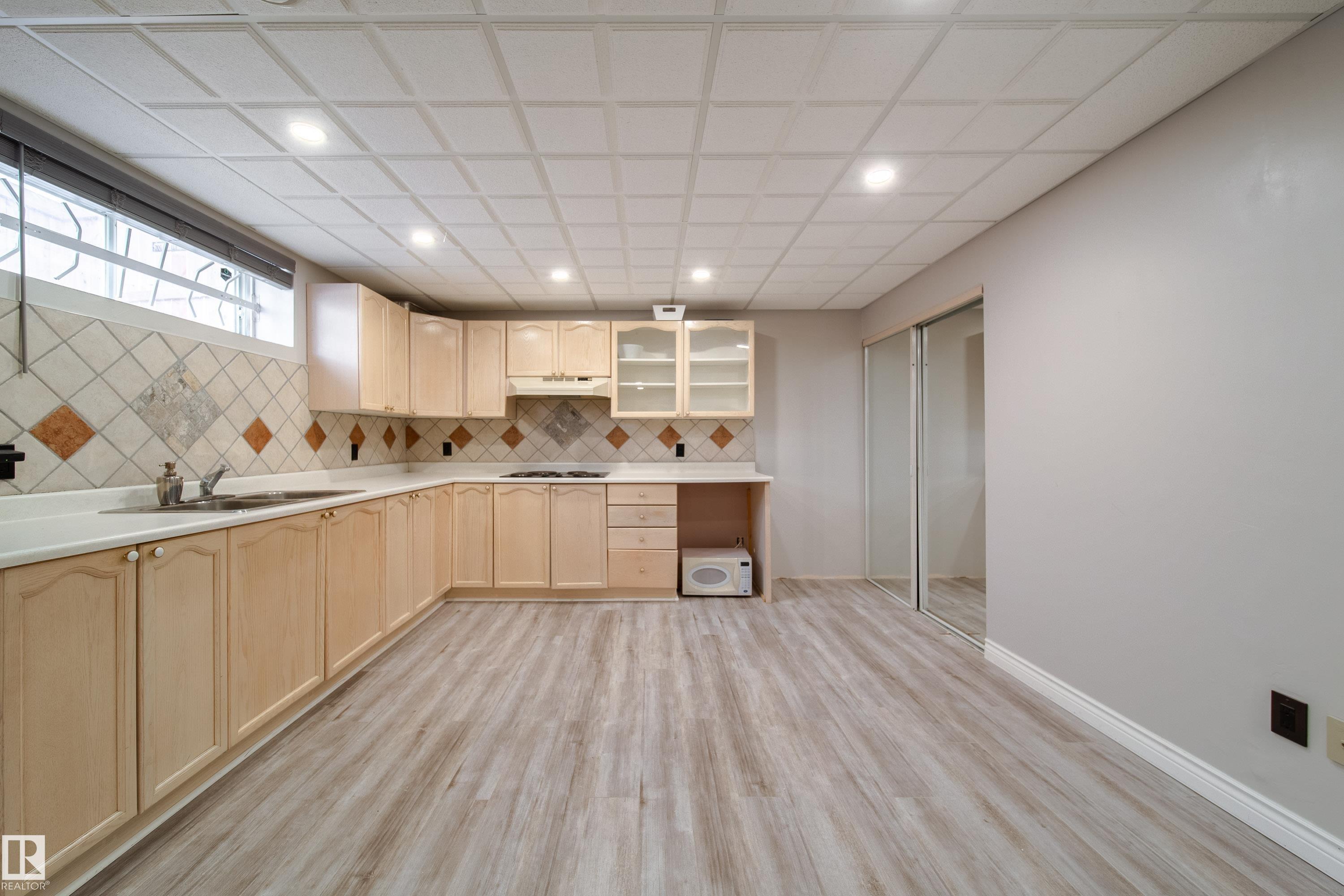 Photo 39 at 18007 57 Avenue NW, Dechene, Edmonton