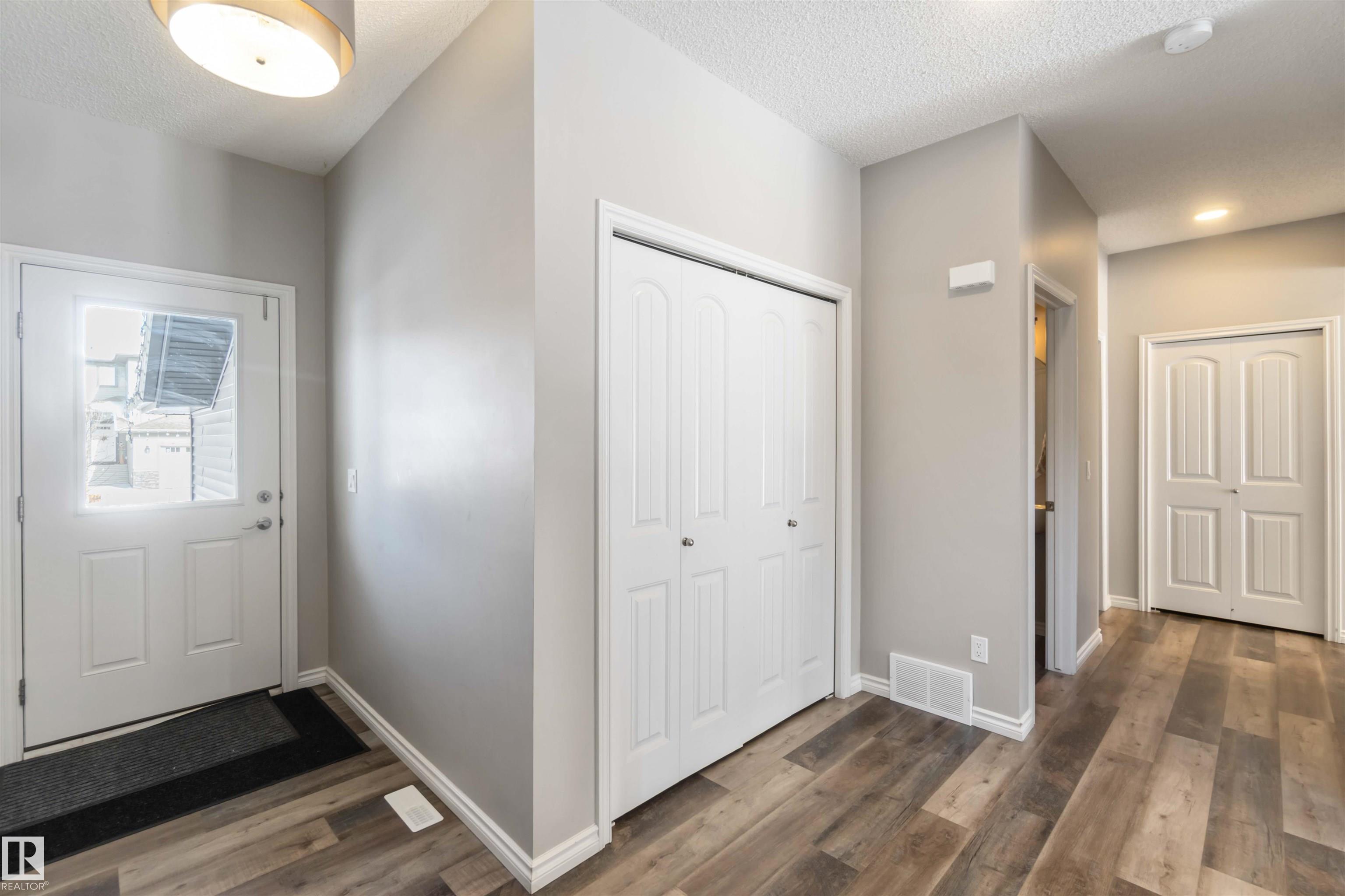 Photo 12 at 435 41 Avenue NW, Maple Crest, Edmonton