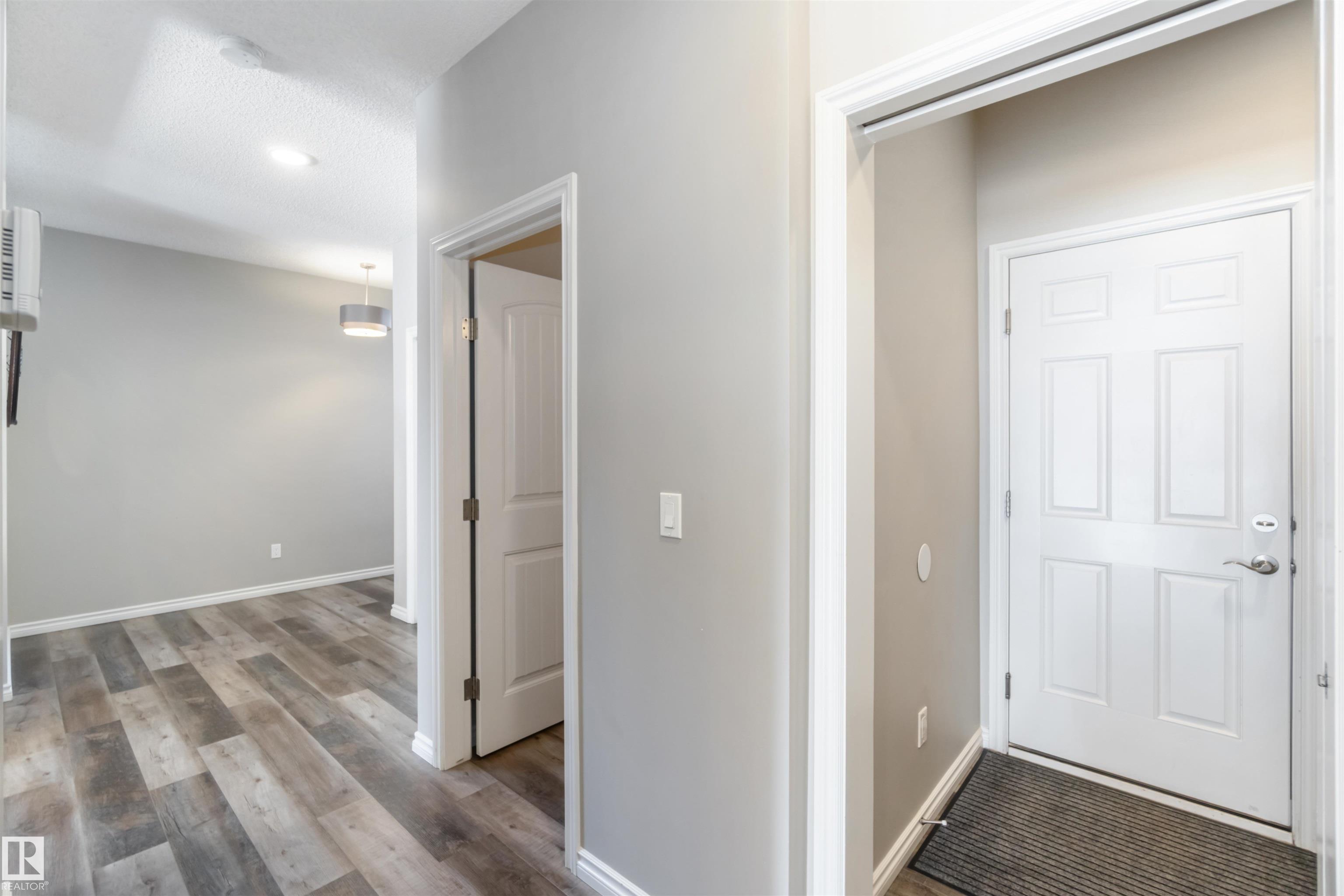 Photo 25 at 435 41 Avenue NW, Maple Crest, Edmonton