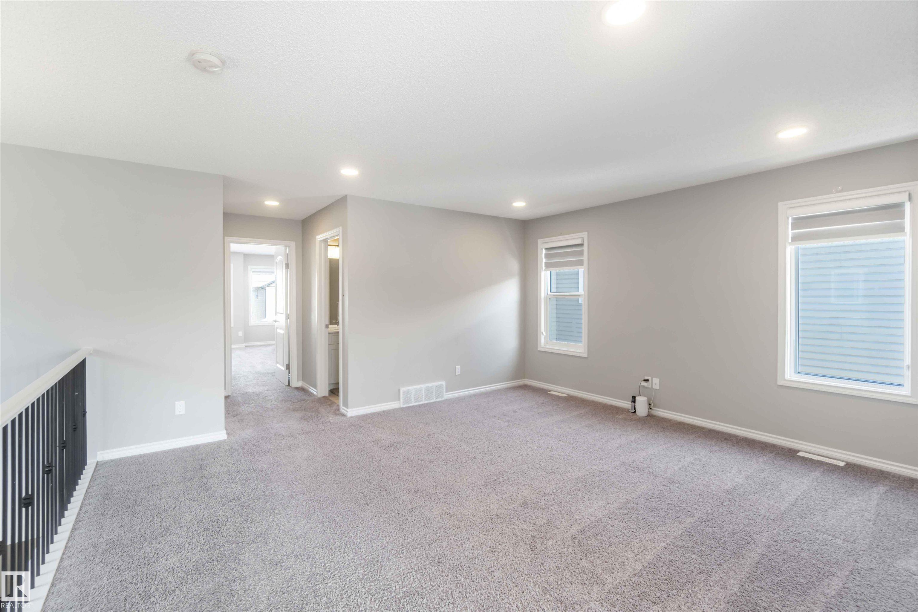 Photo 30 at 435 41 Avenue NW, Maple Crest, Edmonton