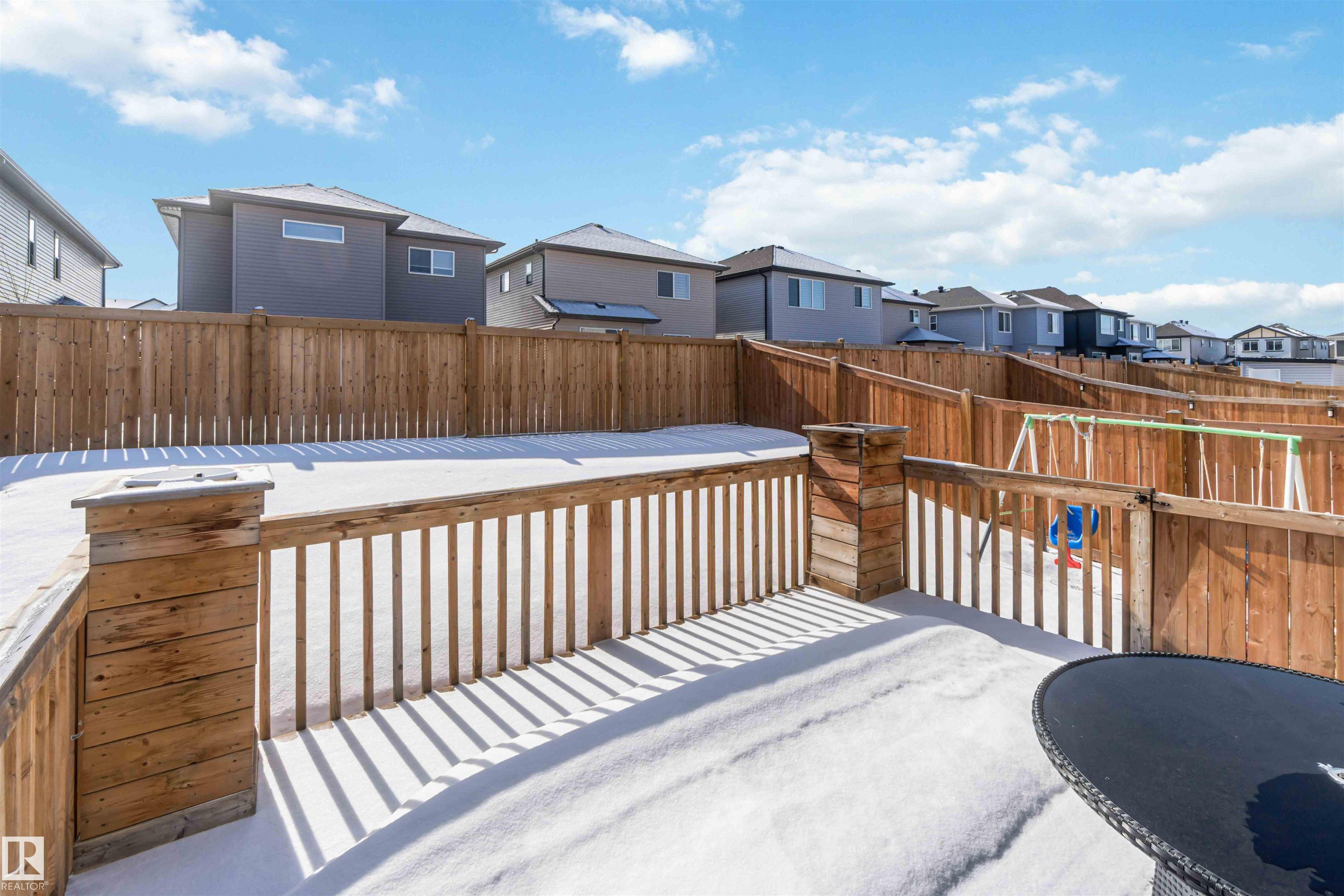 Photo 53 at 435 41 Avenue NW, Maple Crest, Edmonton