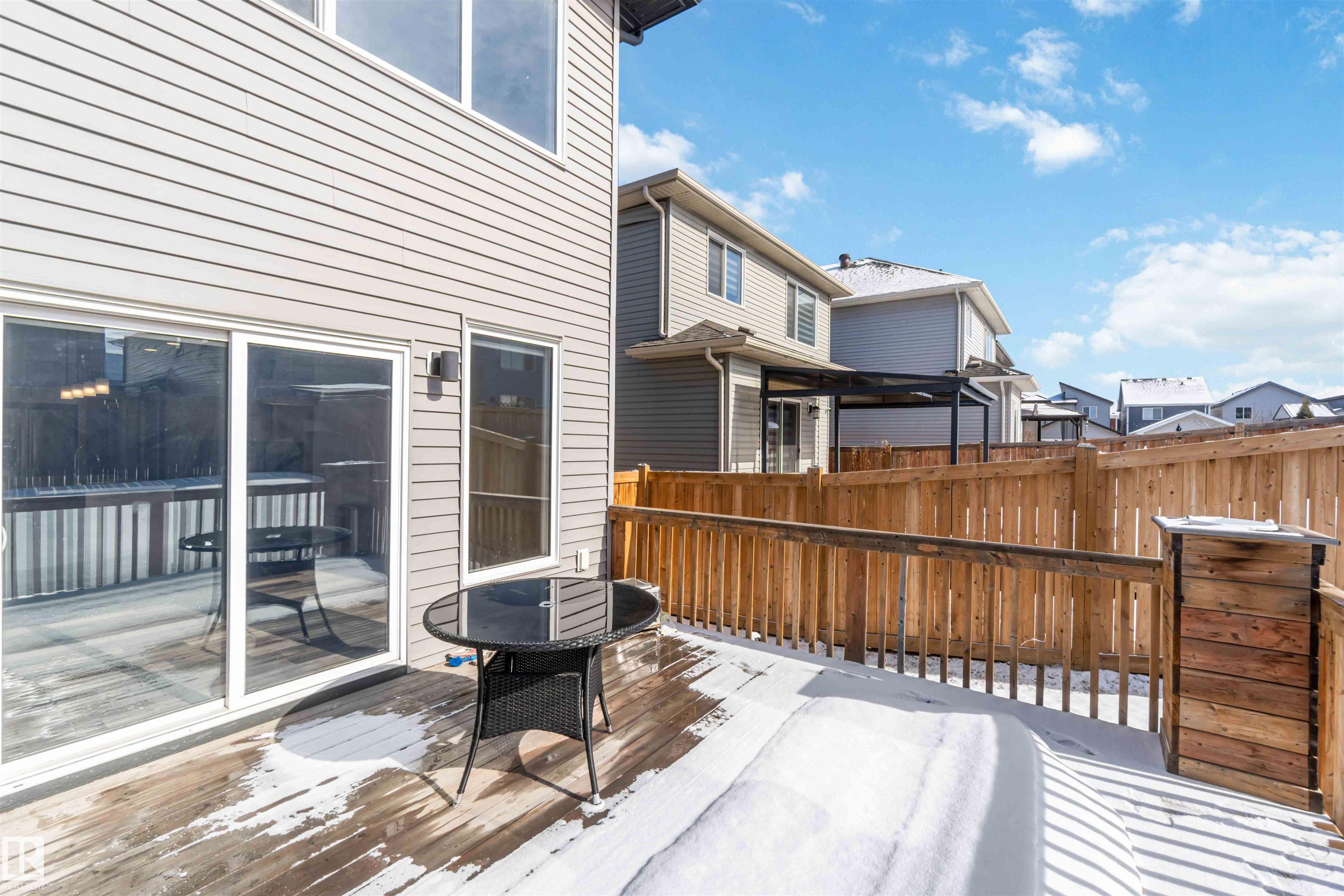 Photo 55 at 435 41 Avenue NW, Maple Crest, Edmonton