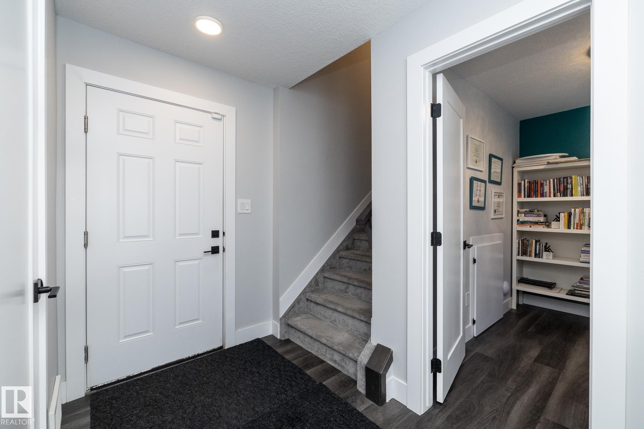 Photo 7 at 37 - 230 Edgemont Road NW, Edgemont, Edmonton