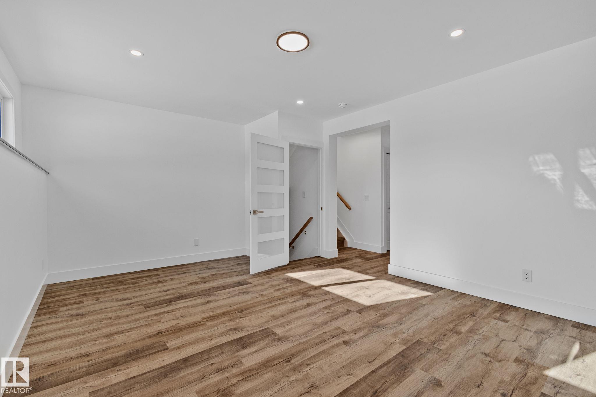 Photo 18 at 26 Alcott Crescent, Akinsdale, St. Albert