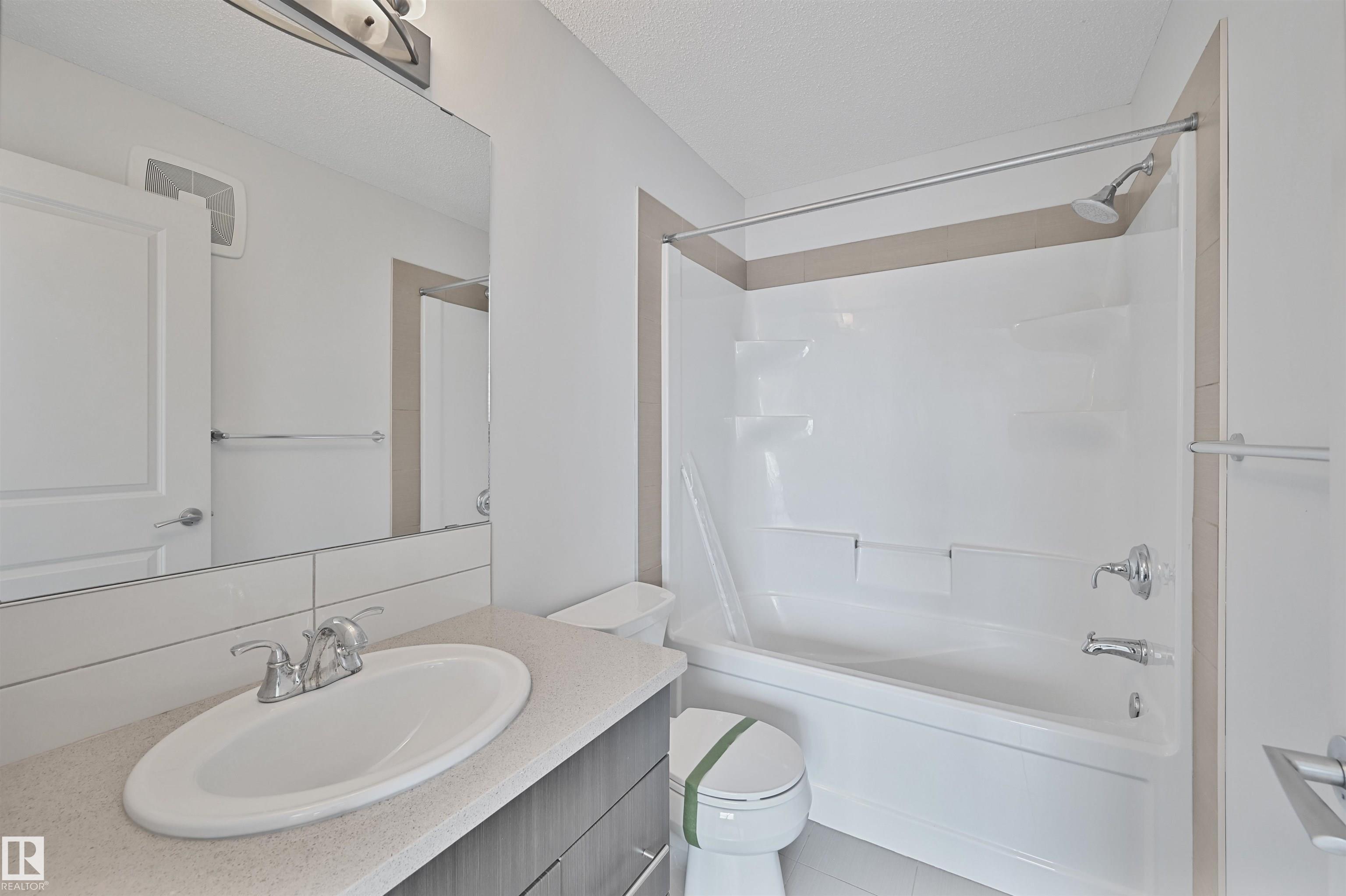 https://zimg.paragon.ice.com/ParagonImages/Property/PM/RAE/225390585/19/0/0/88f71fd709d0448aab86b4b46ac3bab2/1/fa5e2be07fcf8648604923d0320c5f4b/225390585-15C30AF0-B3E8-4276-8395-B74AEA48BC87.JPG