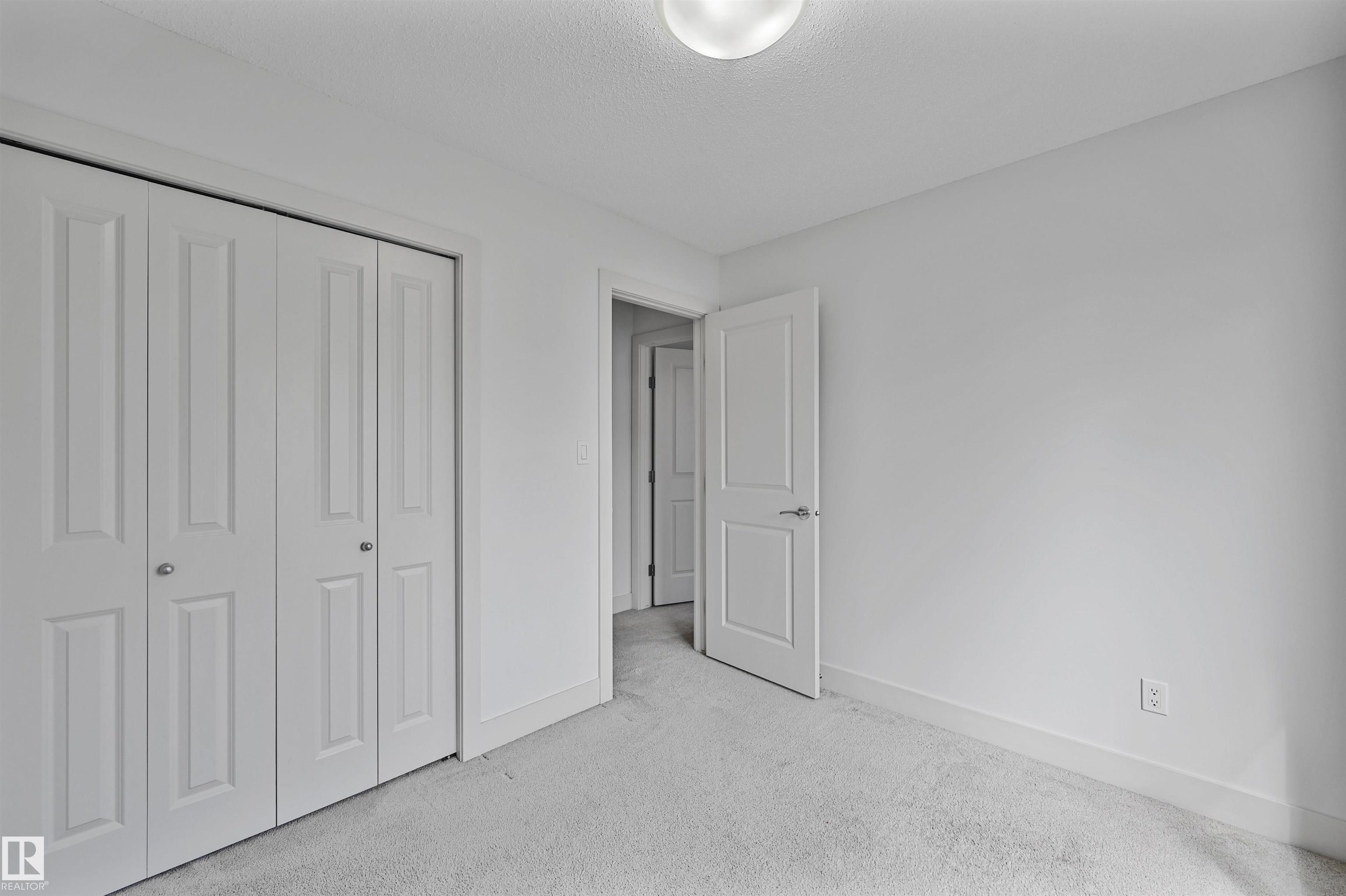 Photo 25 at 35 - 2922 Maple Way NW, Maple Crest, Edmonton