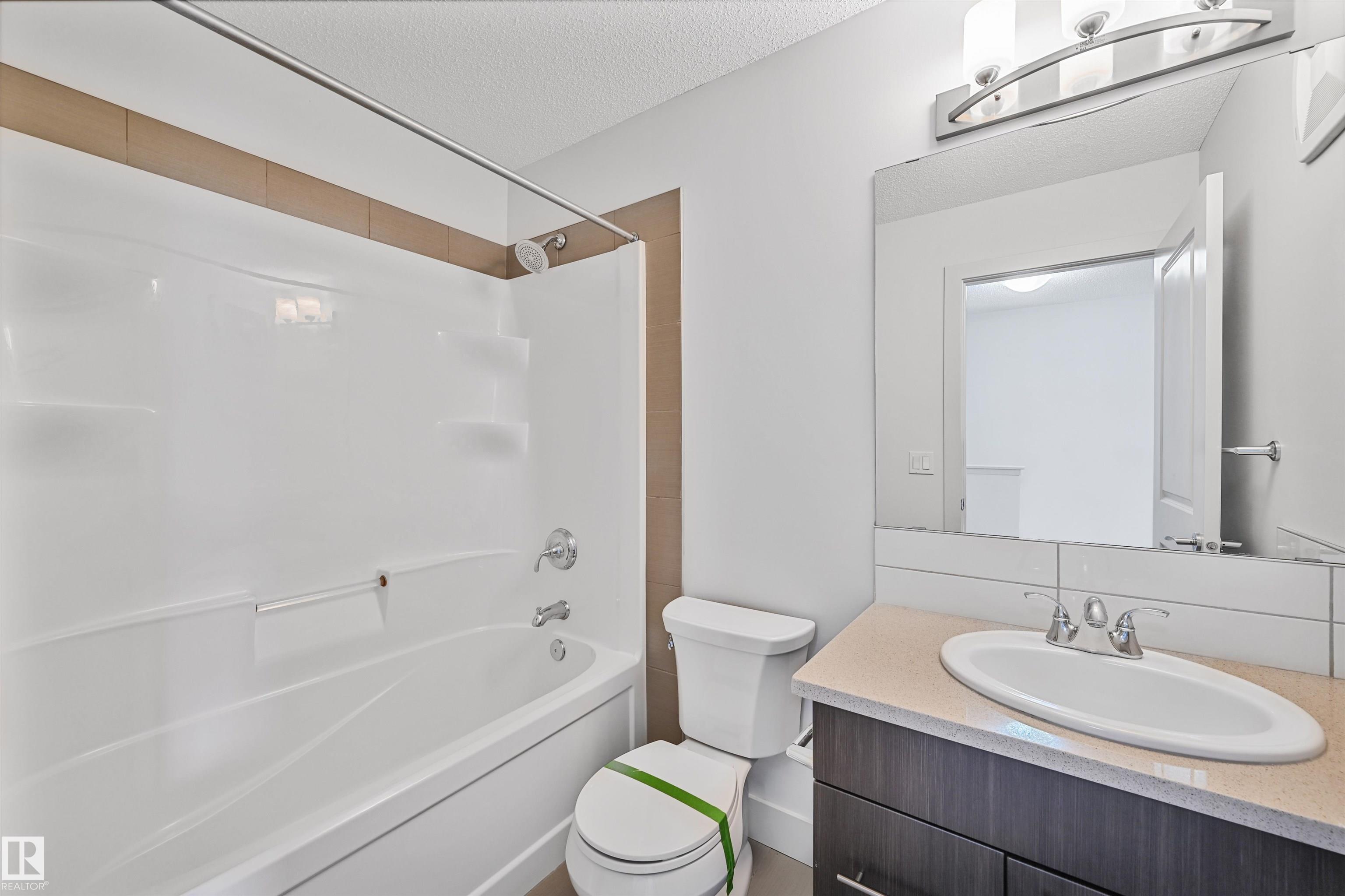 https://zimg.paragon.ice.com/ParagonImages/Property/PM/RAE/225390585/26/0/0/ea133ca78e654213924974ac688523d0/1/fa5e2be07fcf8648604923d0320c5f4b/225390585-1E8FF361-209F-4340-A77C-CF5CB304859E.JPG