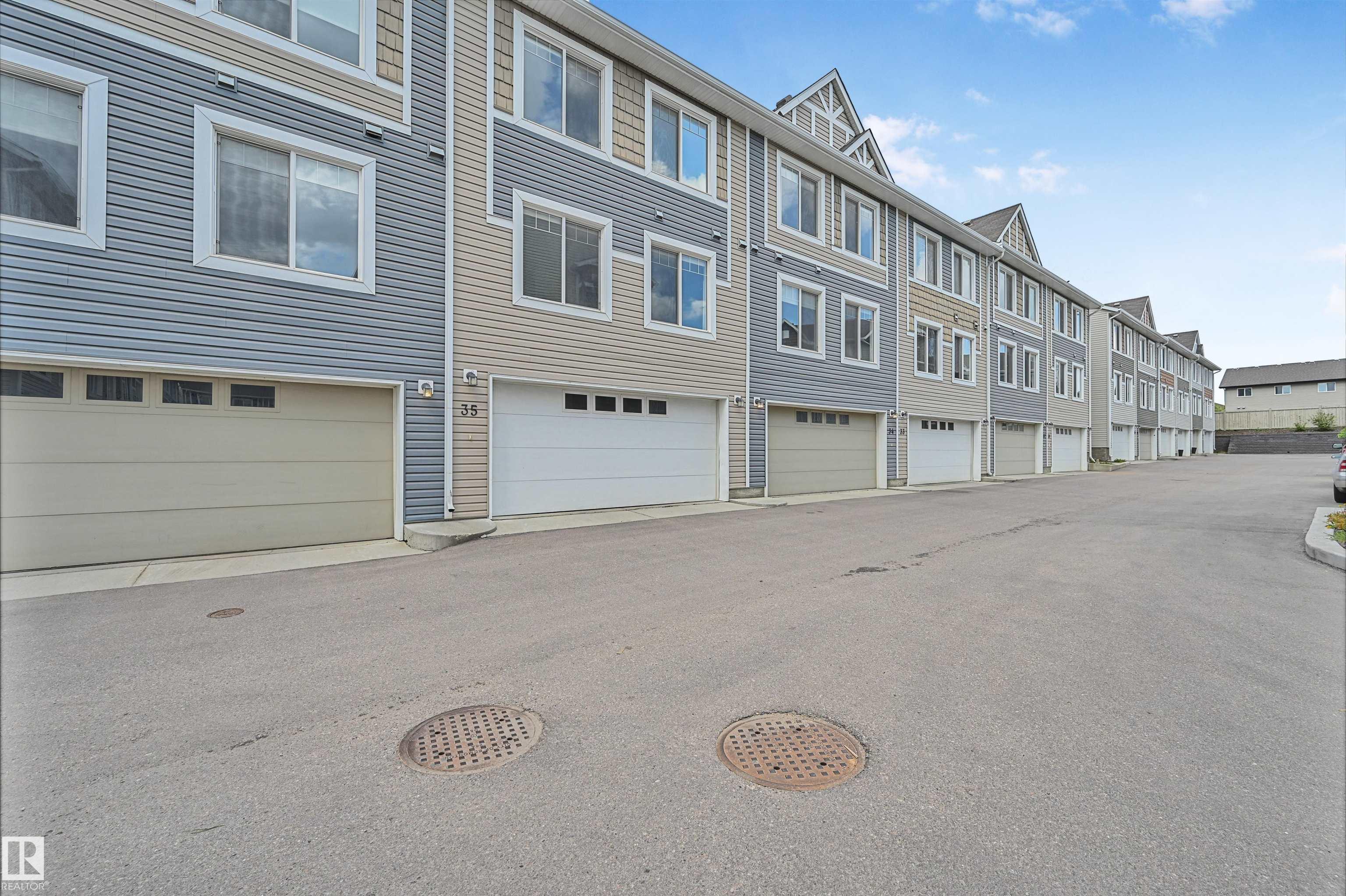 Photo 32 at 35 - 2922 Maple Way NW, Maple Crest, Edmonton