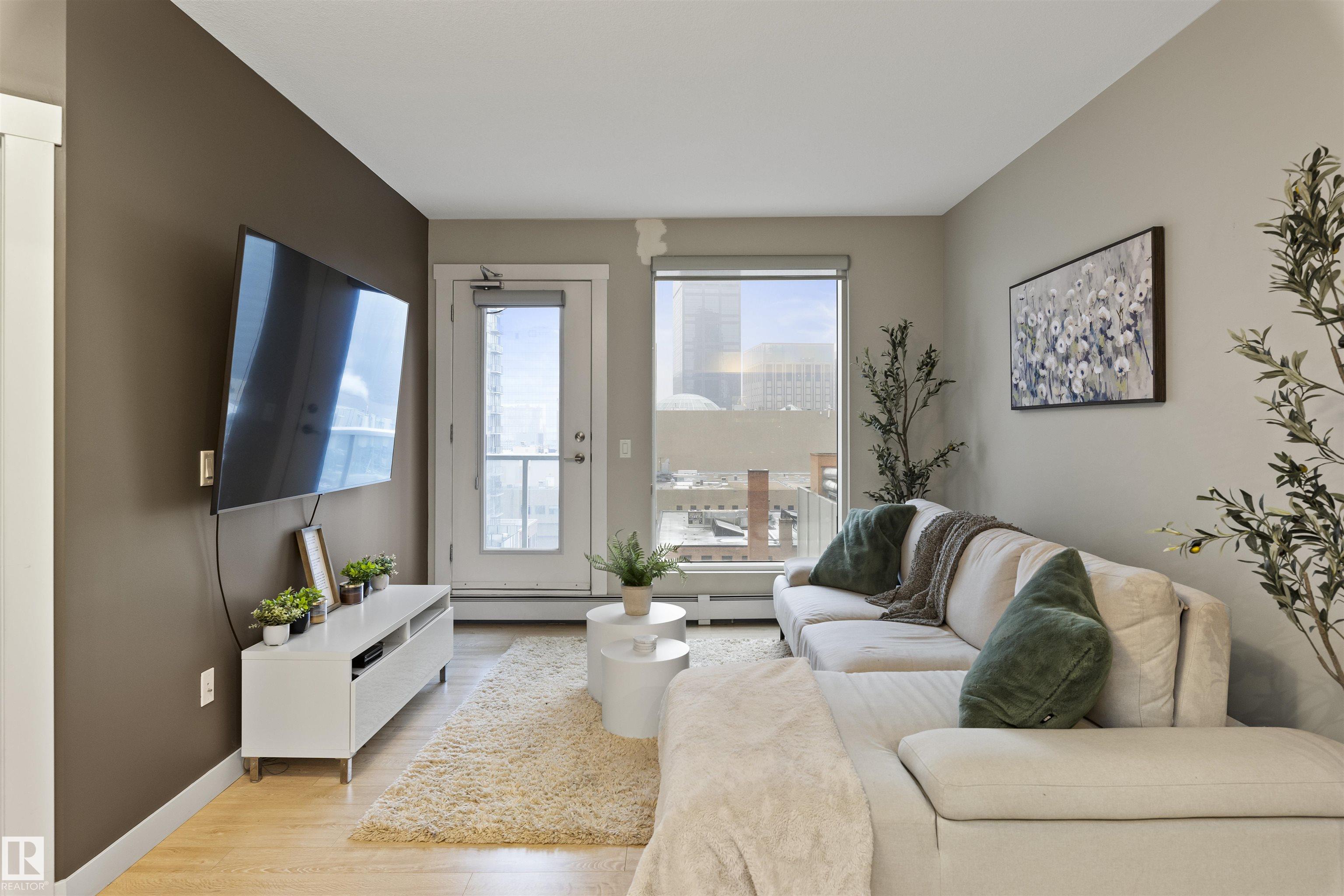 Photo 12 at 905 - 10226 104 Street NW, Downtown, Edmonton