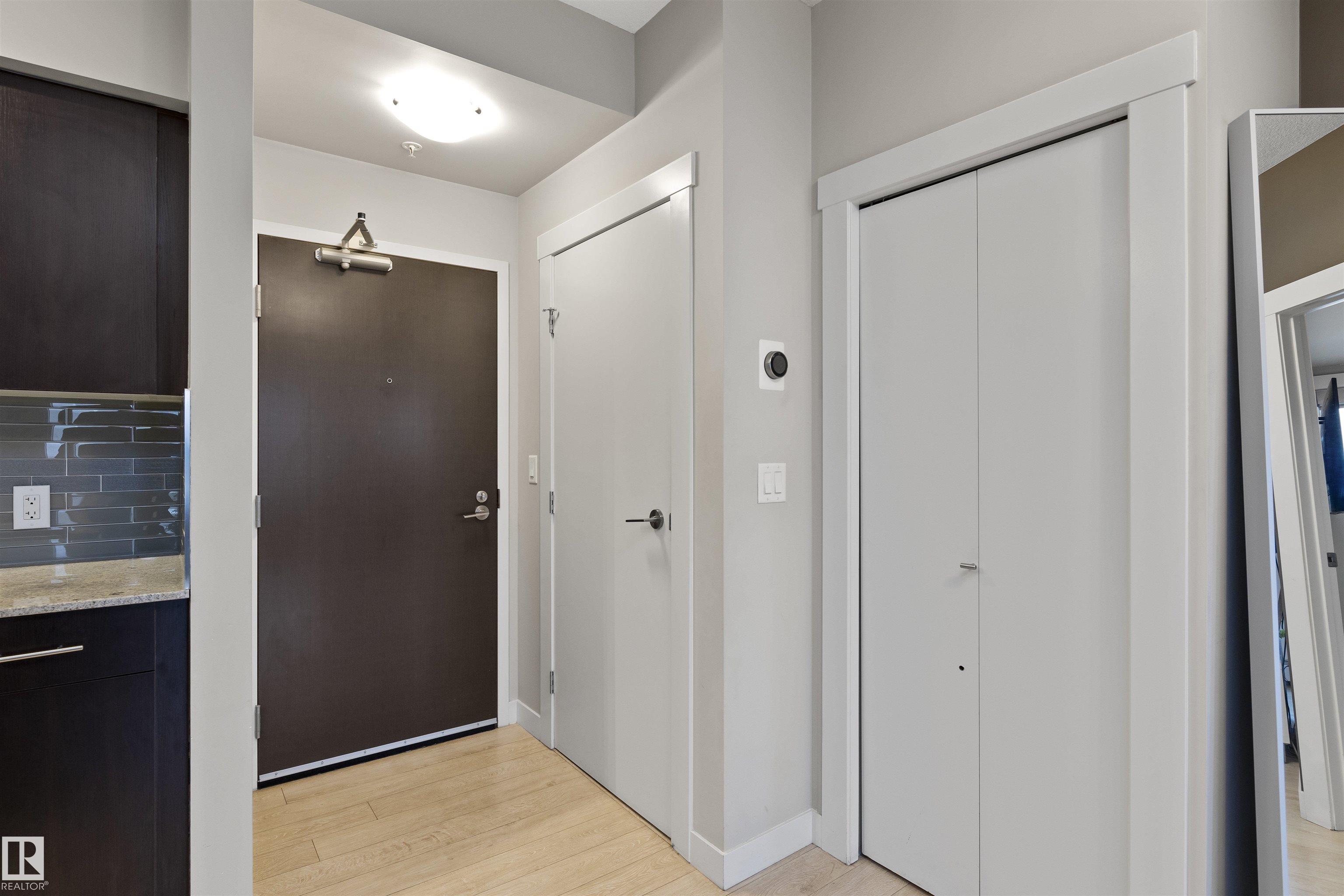 Photo 3 at 905 - 10226 104 Street NW, Downtown, Edmonton