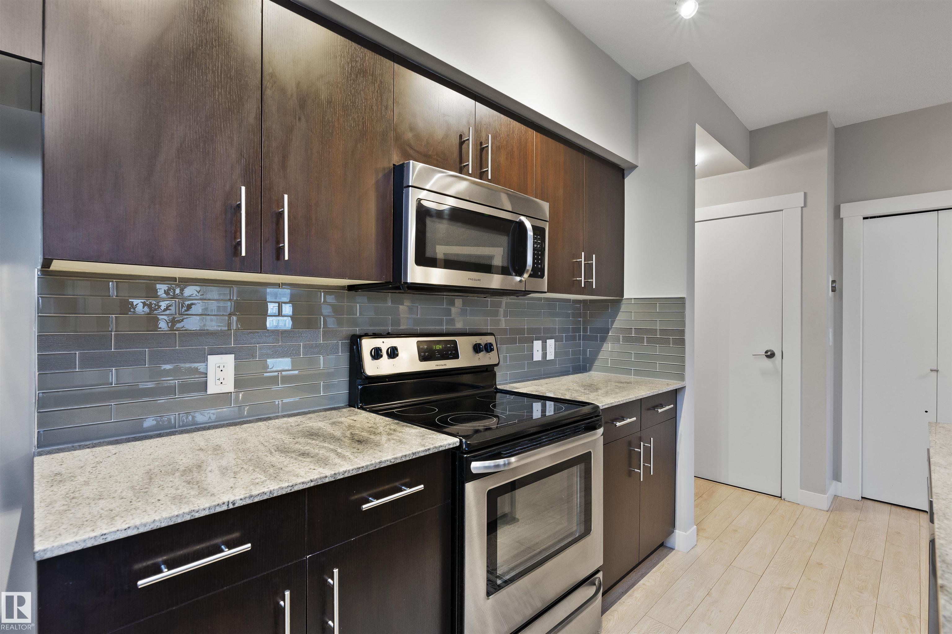 Photo 7 at 905 - 10226 104 Street NW, Downtown, Edmonton