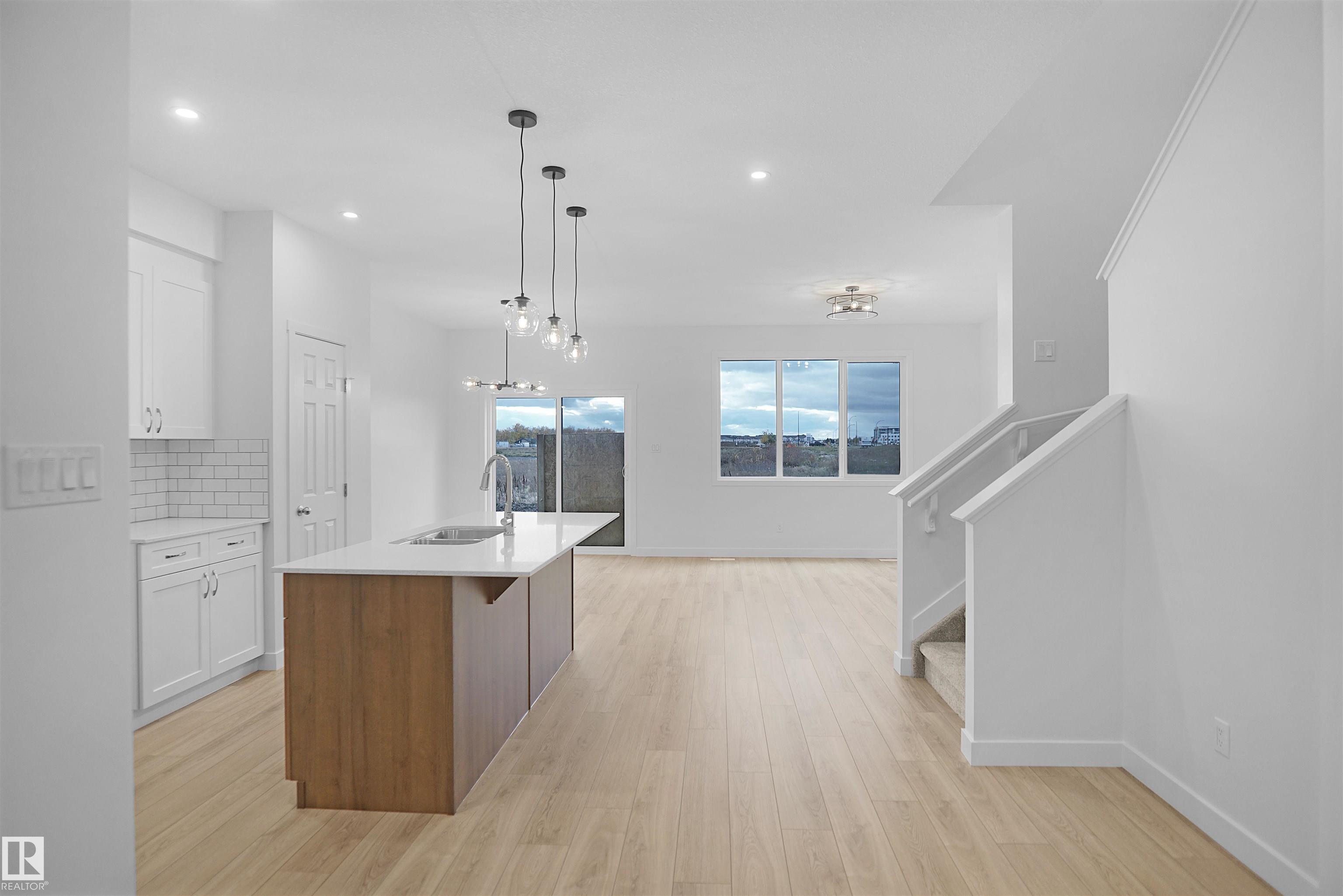 Photo 9 at 2250 194a Street NW, River's Edge, Edmonton