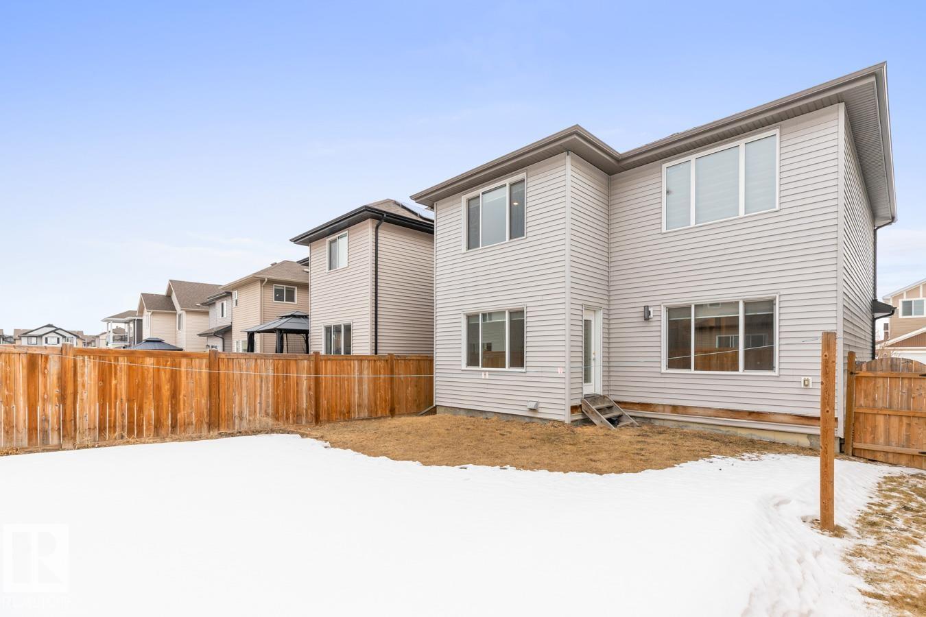 Photo 39 at 1424 29 Street NW, Laurel, Edmonton
