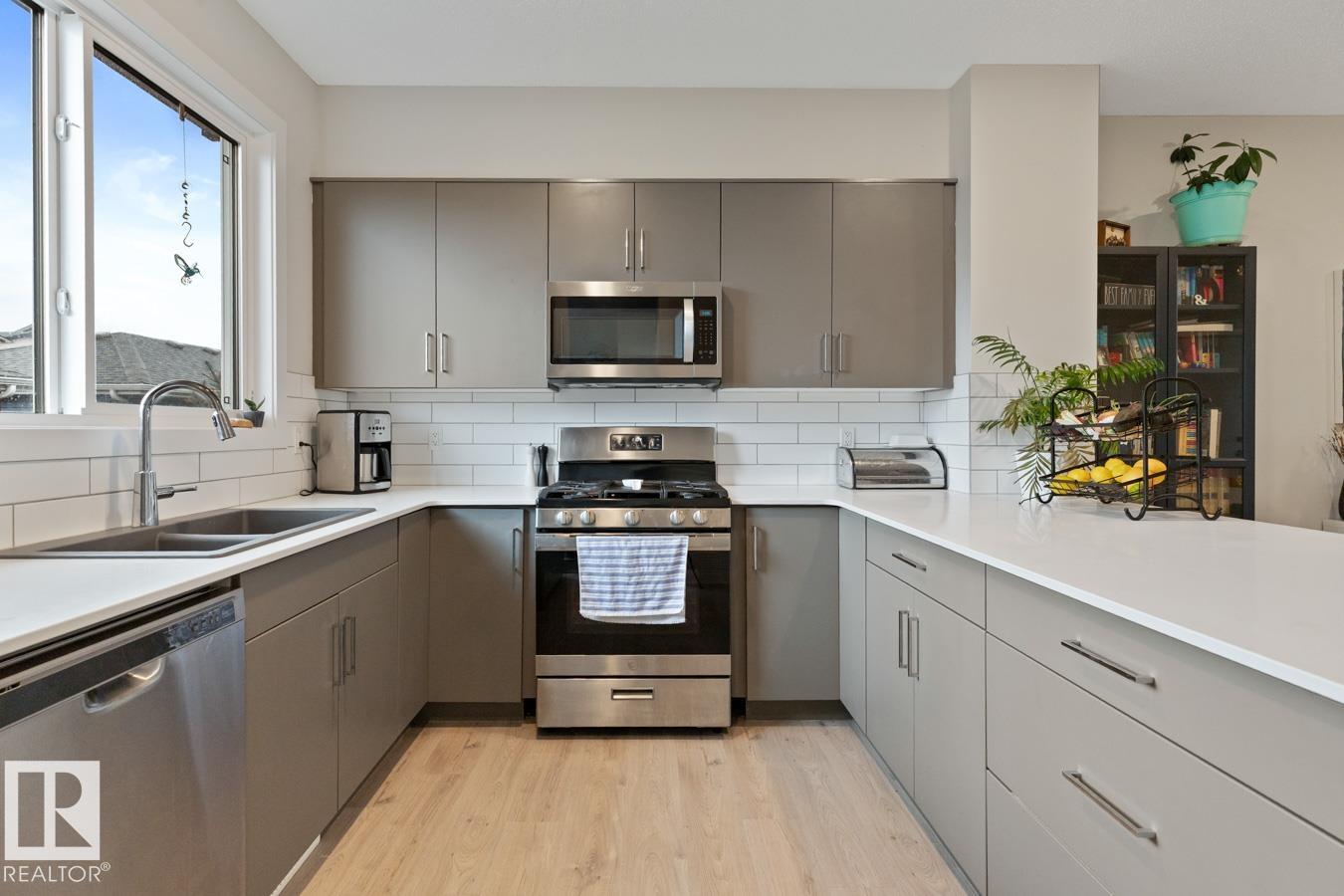 Photo 13 at 2147 Maple Road NW, Maple Crest, Edmonton