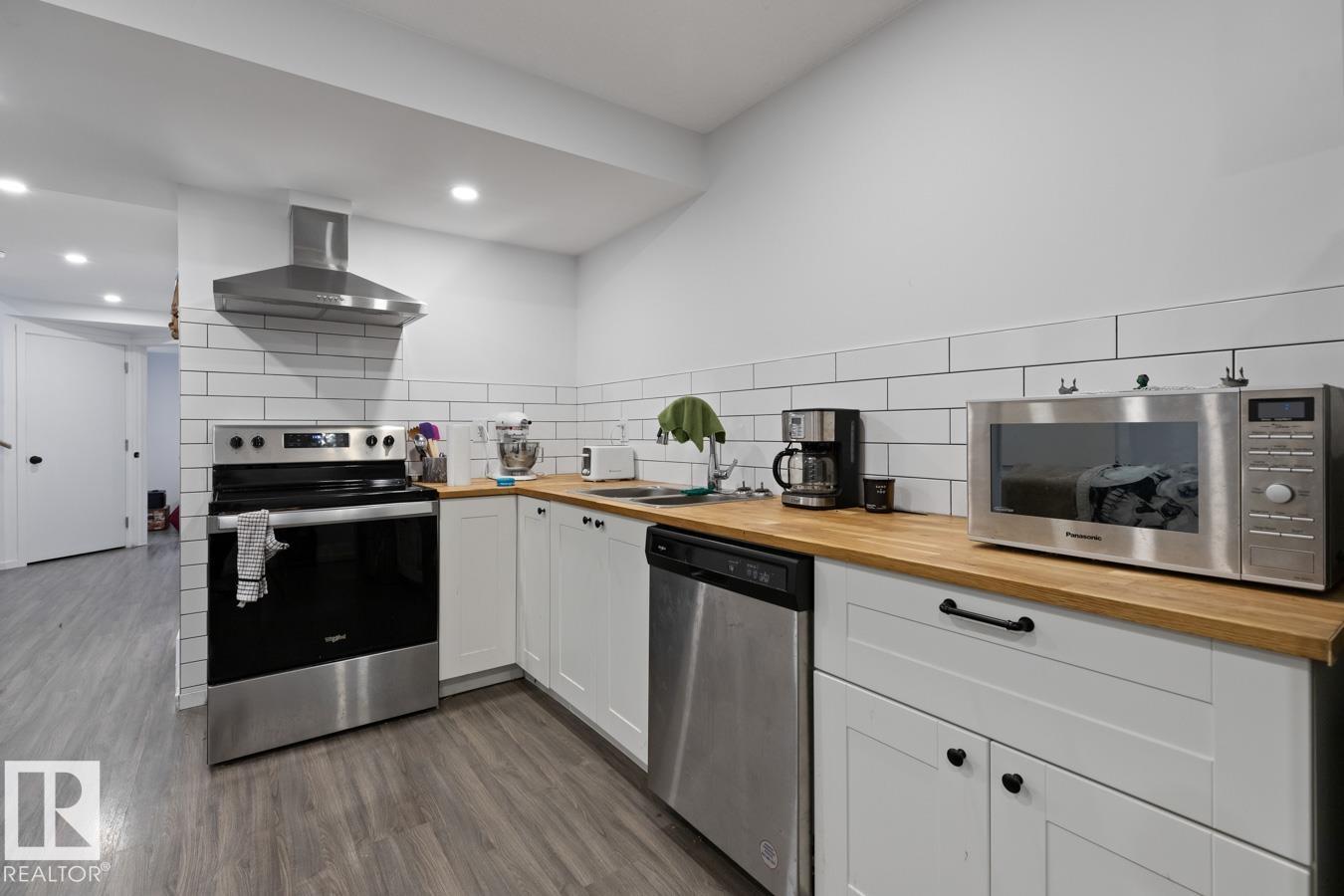 Photo 32 at 2147 Maple Road NW, Maple Crest, Edmonton