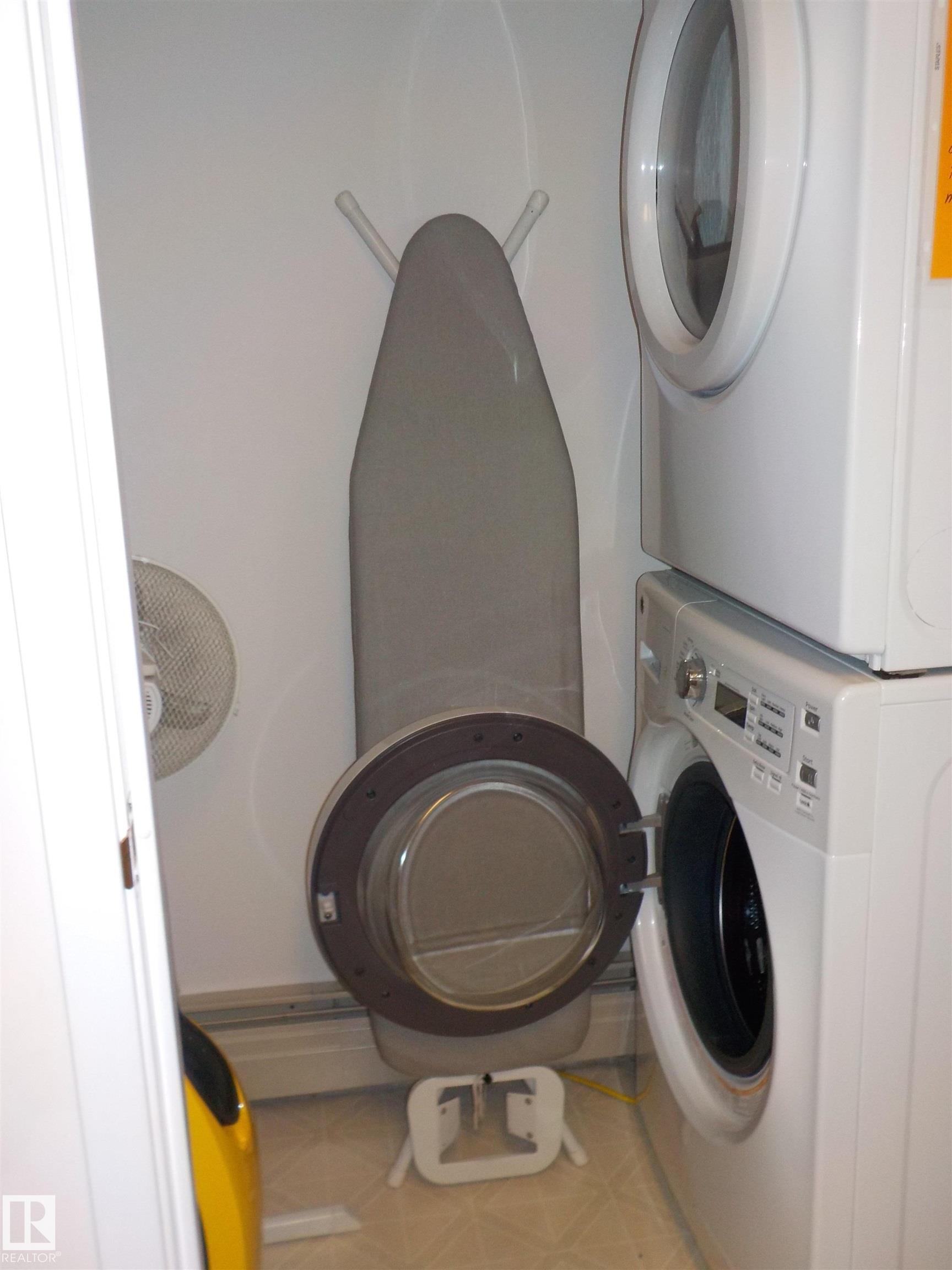 Photo 7 at 207 - 9917 110 Street NW, Wîhkwêntôwin, Edmonton