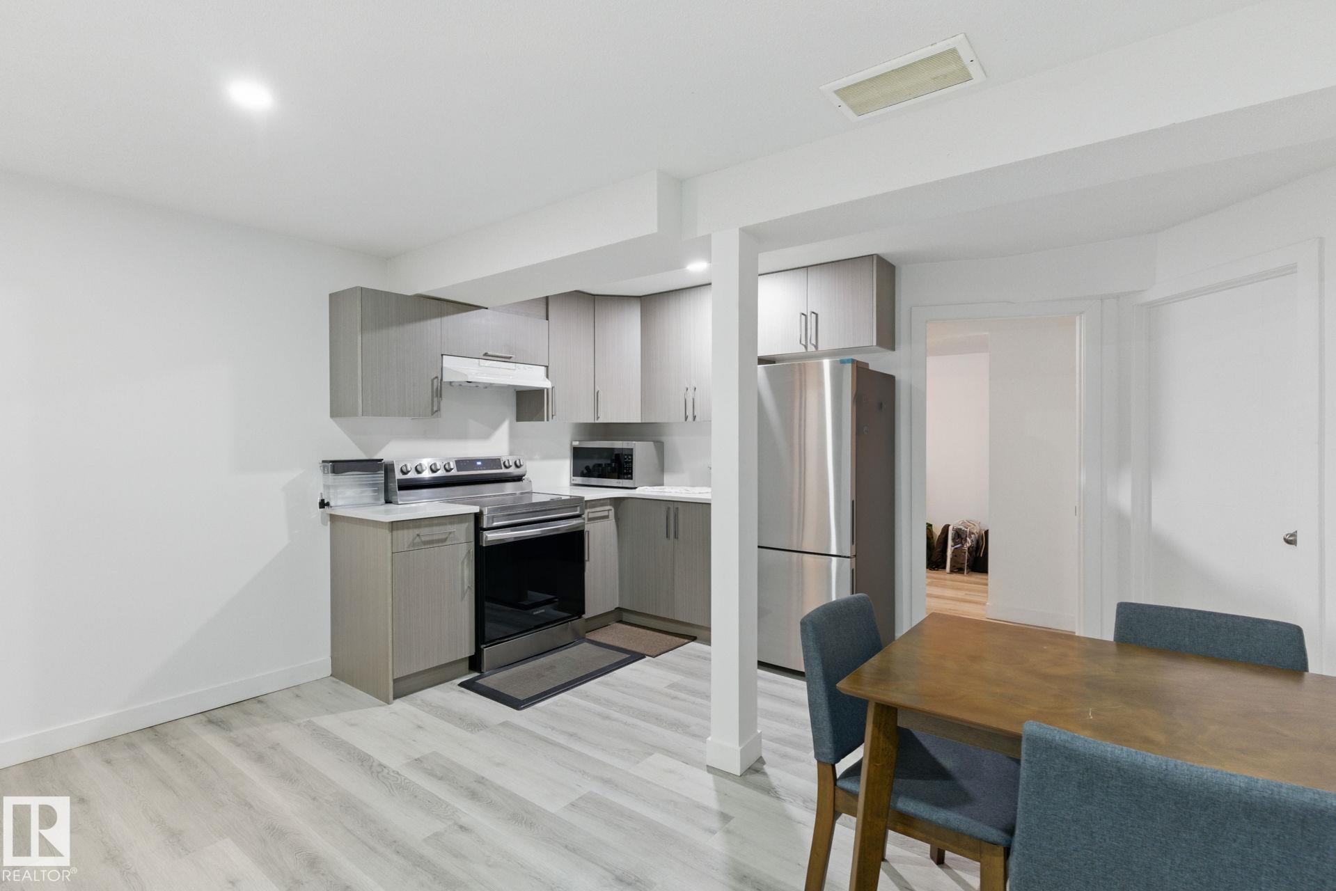 Photo 21 at 2416 Wonnacott crest SW, Walker, Edmonton