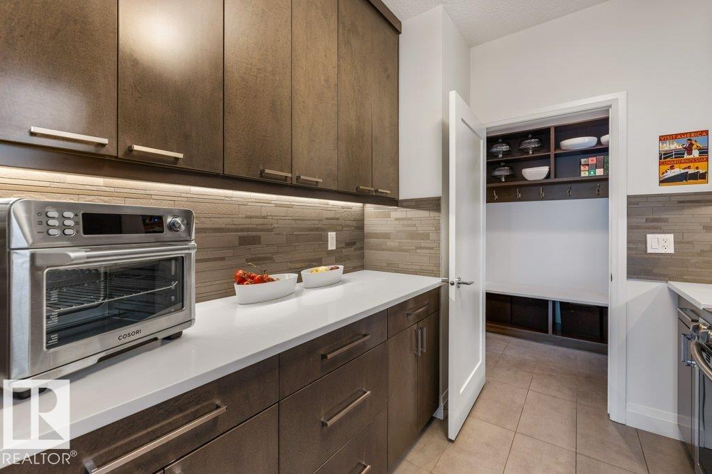 Photo 16 at 4476 Suzanna Crescent SW, Summerside, Edmonton