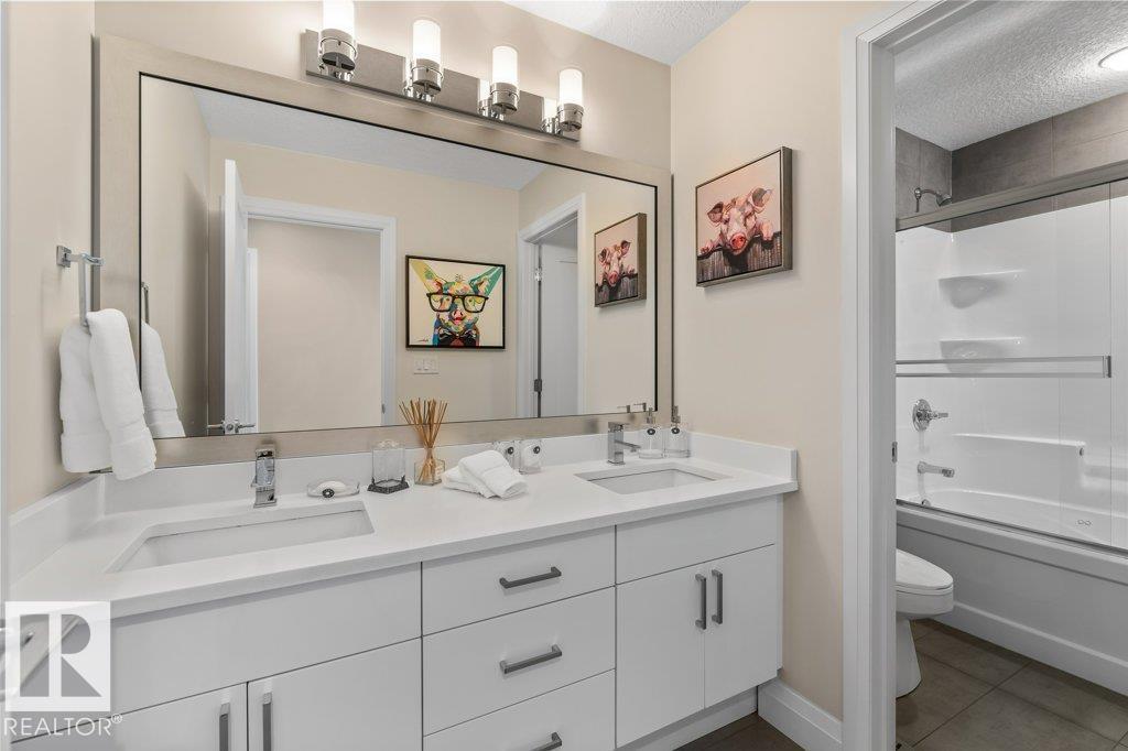 Photo 27 at 4476 Suzanna Crescent SW, Summerside, Edmonton